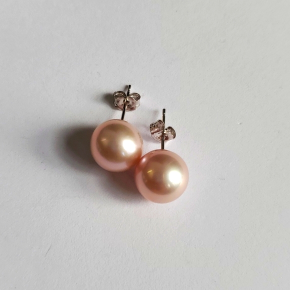 14K Gold Pink South Sea Pearl Earrings