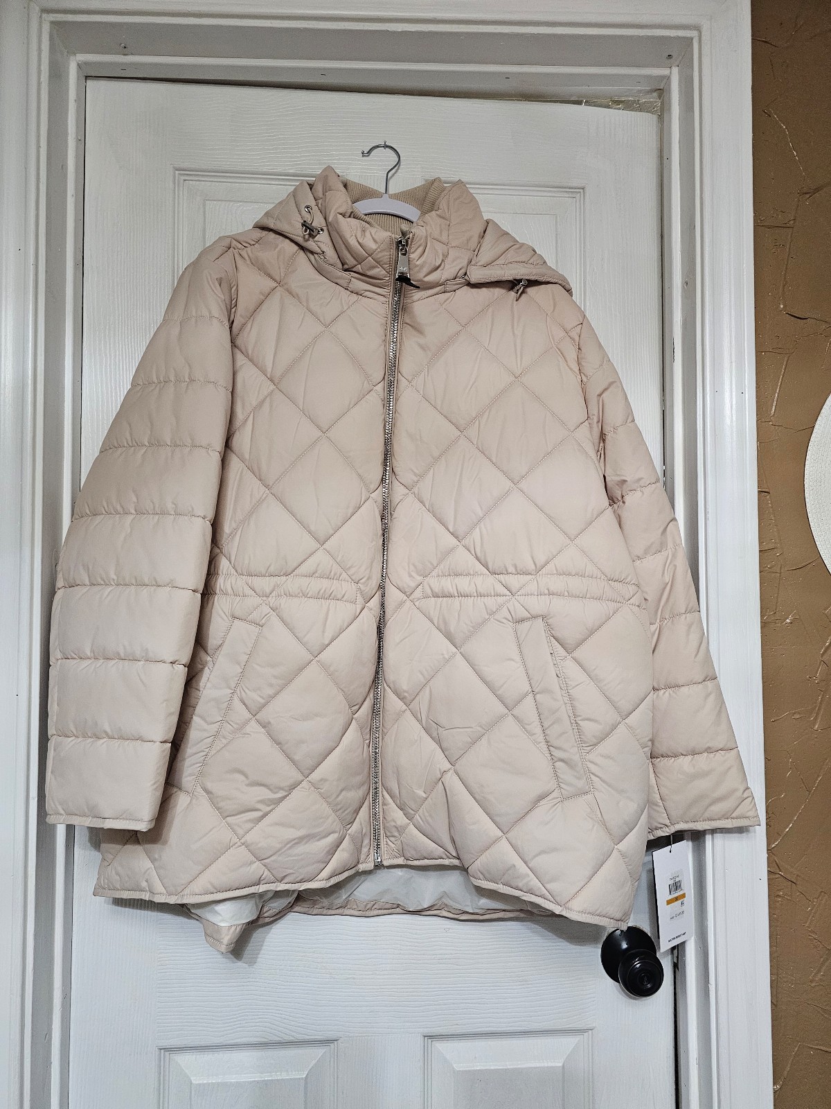 DKNY Puffer