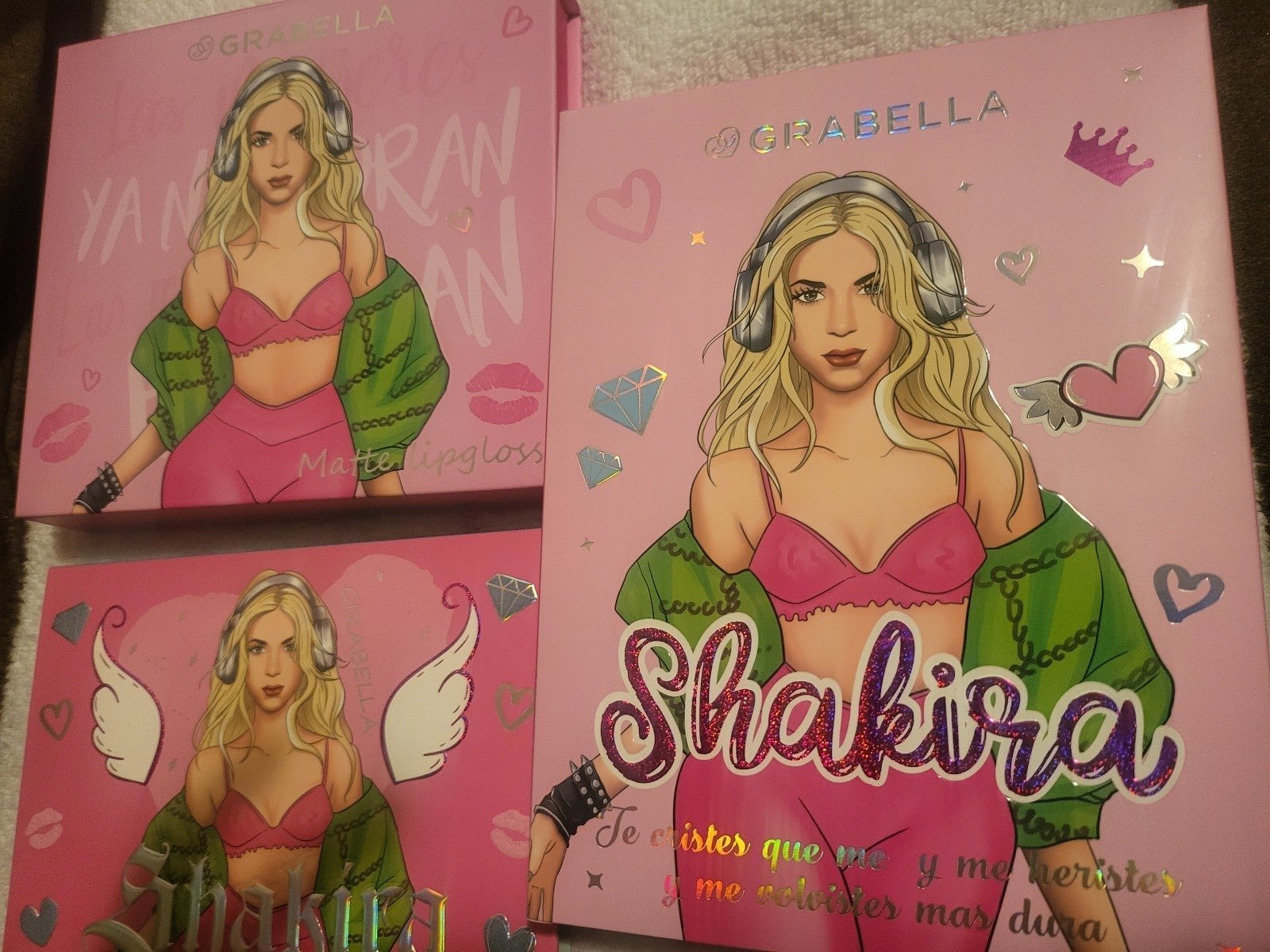 Shakira bundle
