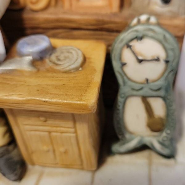 VTG Watchmaker Watch Hallmark Horologist Porcelain Charming Hand Painted Figure - detail