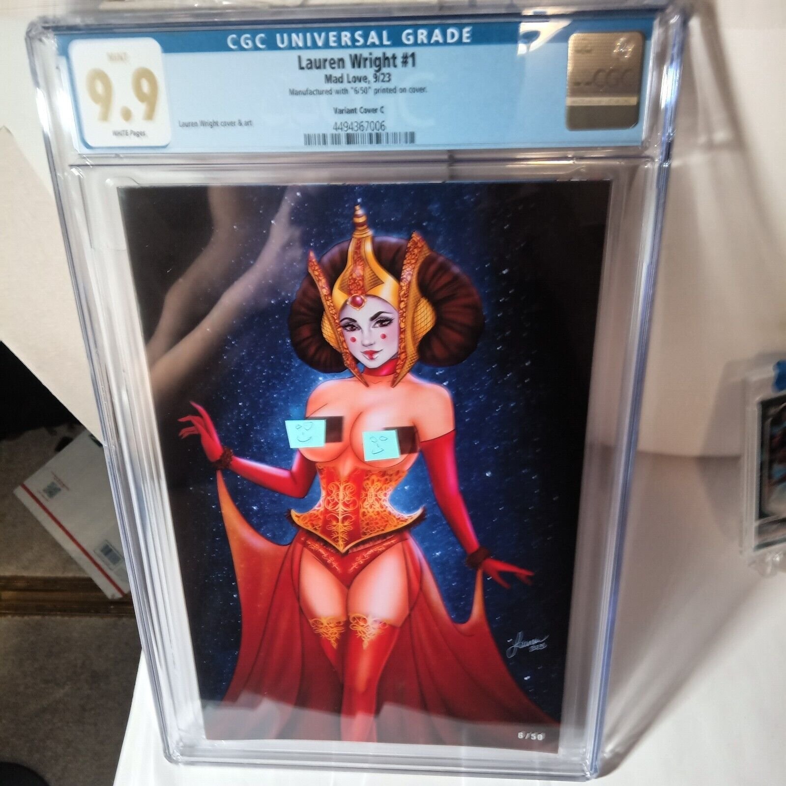 CGC 9.9 (not 9.8) Mad Love - topless Queen Amidala - Star Wars - limited /50
