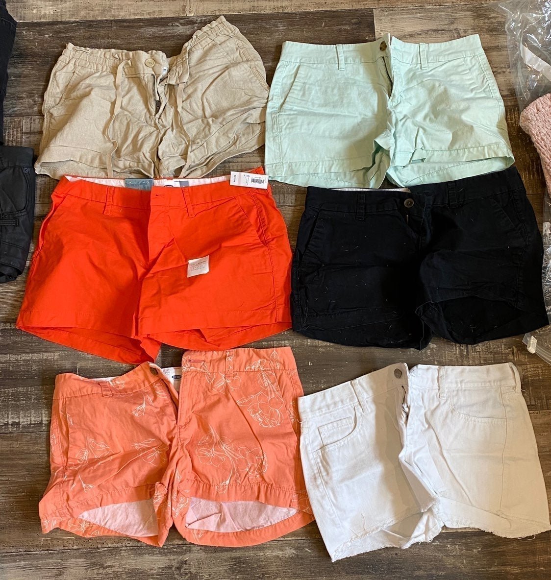 women's size 4 lot, shorts and pants