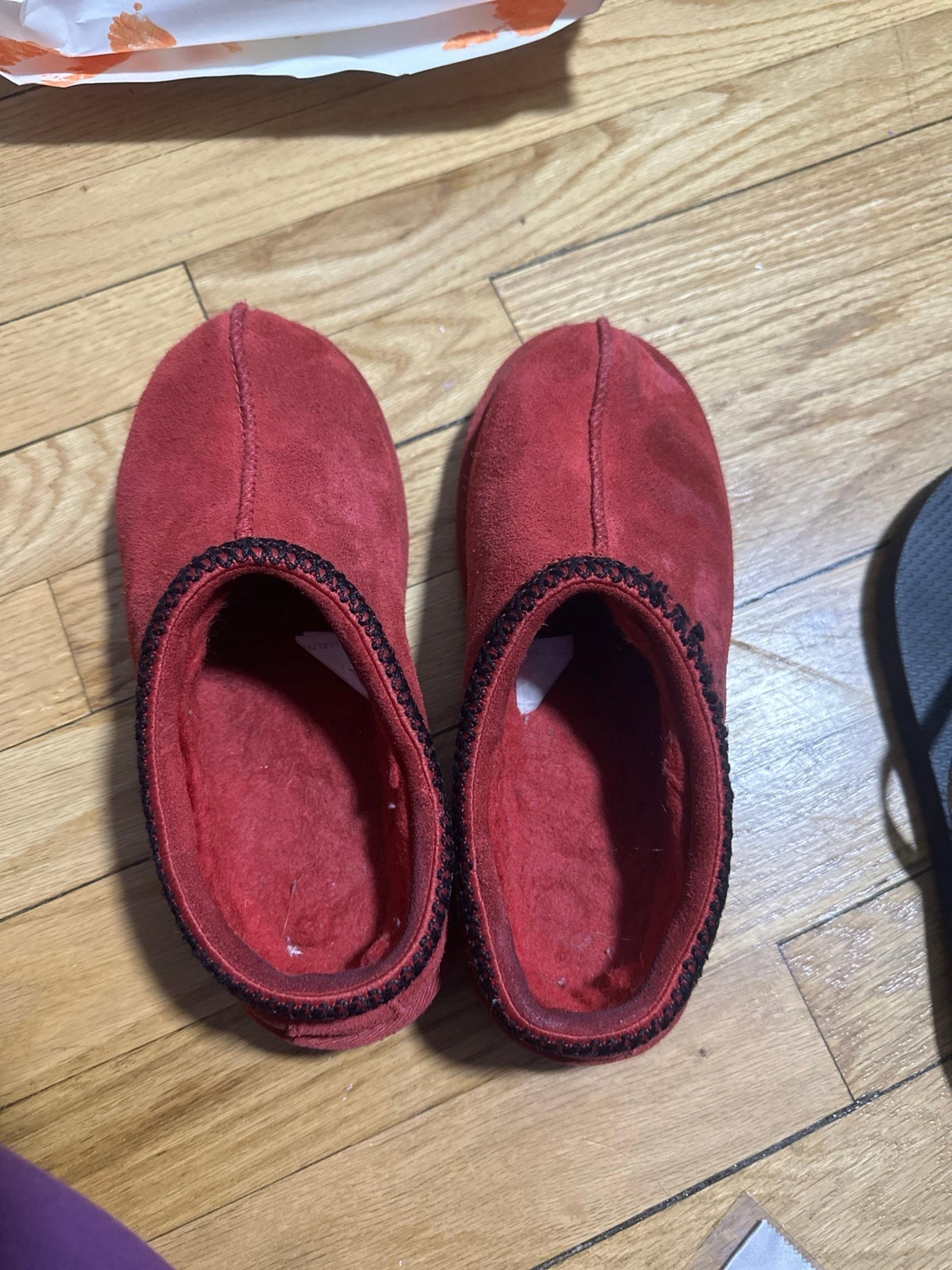 ugg slippers tasman size 5