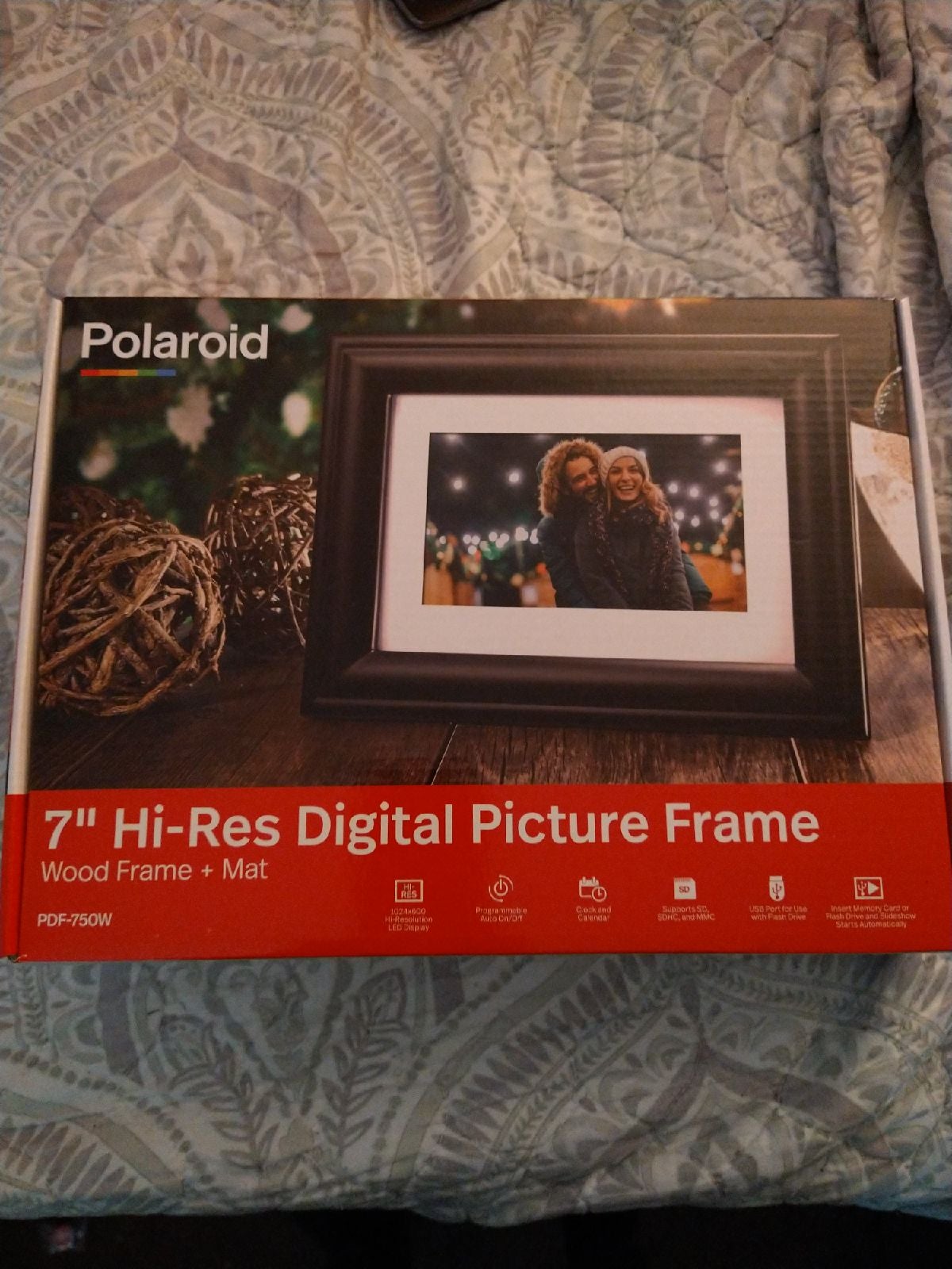 Polaroid 7 Hi- Res Digital picture fram