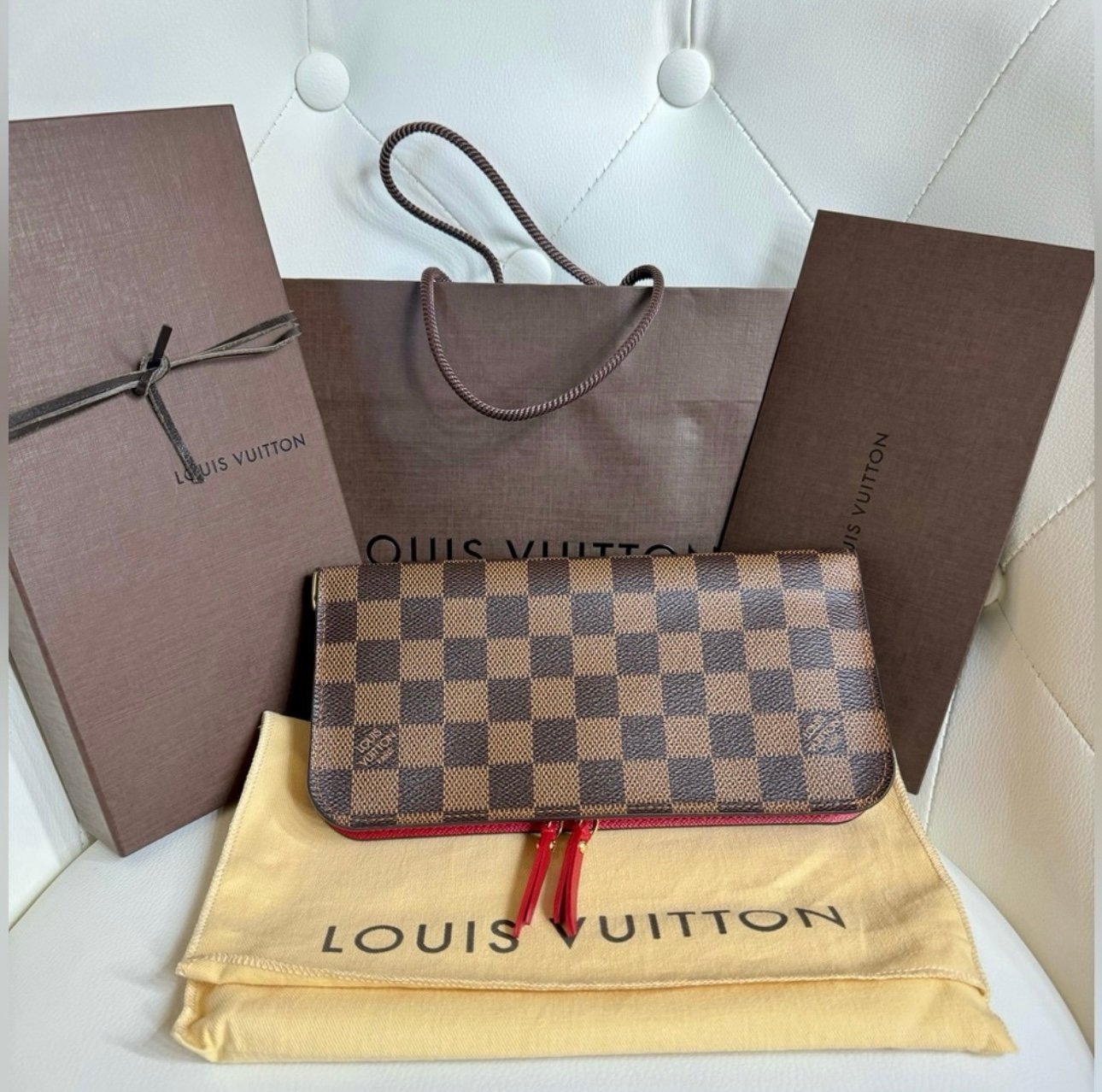 ❣️**SOLD**❣️Louis Vuitton Insolite Rouge Wallet