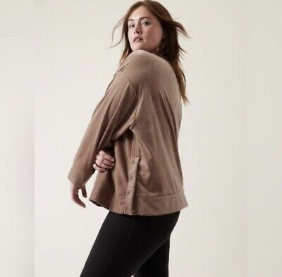 Athleta Retroplush Velvet Crewneck Side Snap Sweatshirt - Rustic Beige - 1X