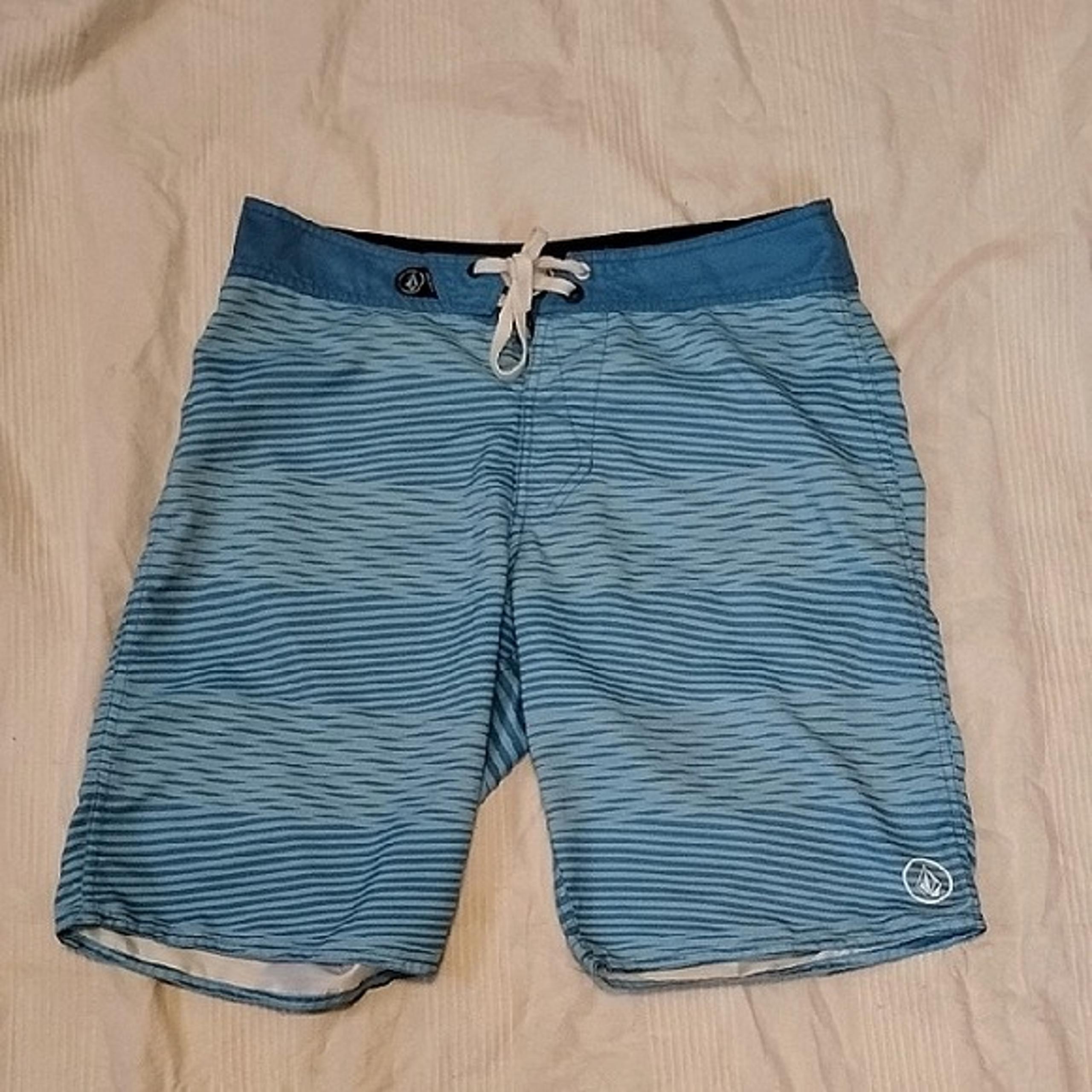 Volcom Blue Men's Swim Shorts 32 board shorts 9"length swimsuit trunks