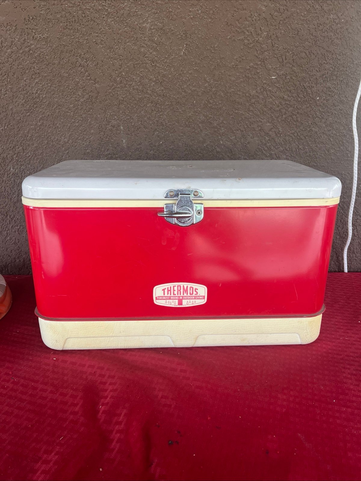 VINTAGE Thermos Cooler Picnic Ice Chest