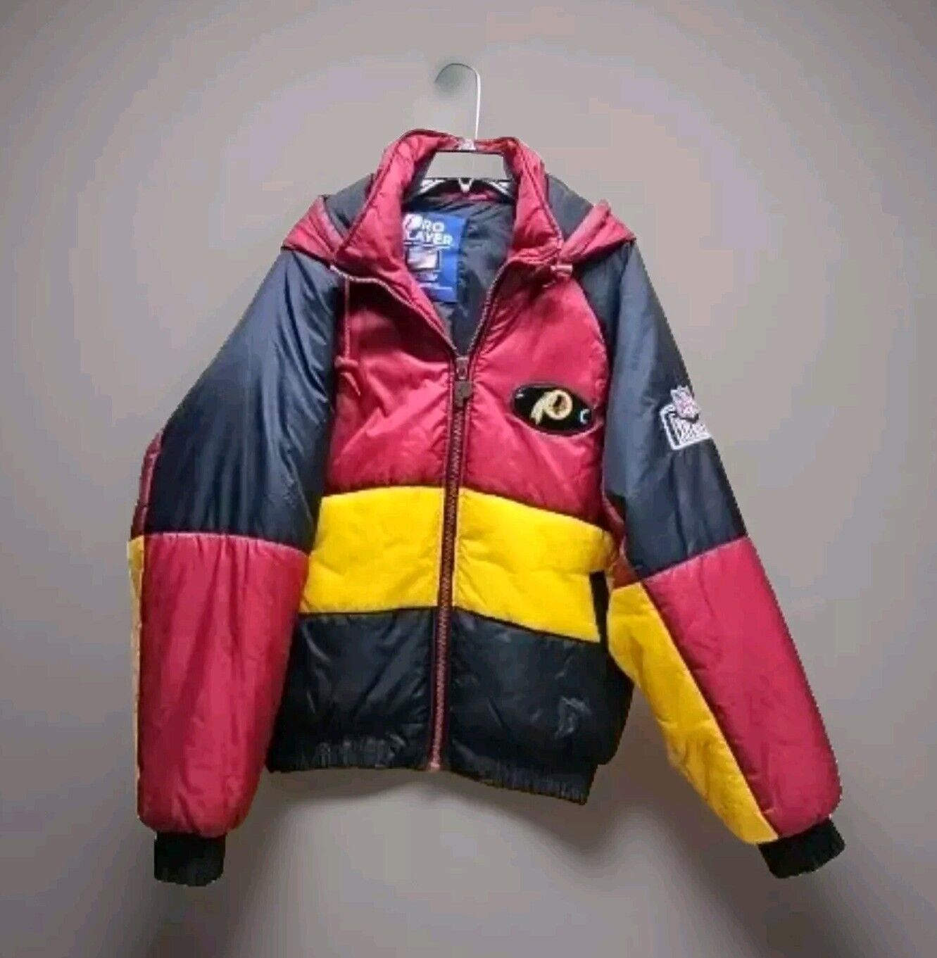 Vintage 90s Washington Redskins Hooded Jacket NFL Pro Player Mens Medium VGC