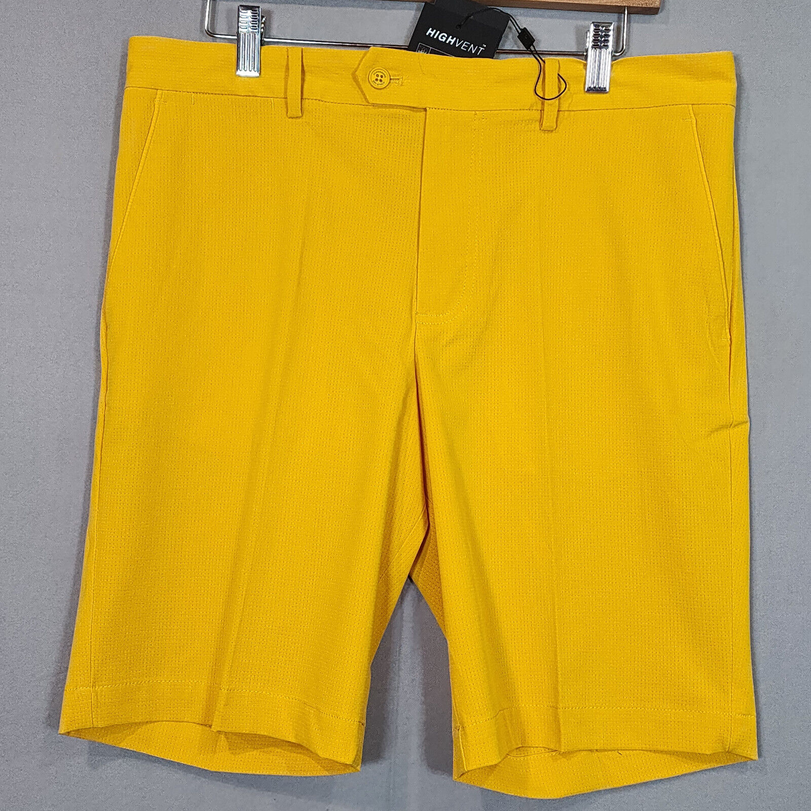 J. Lindeberg NEW Men's Size 32 Vent Chino Golf 10 Shorts Daylily Orange/Yellow
