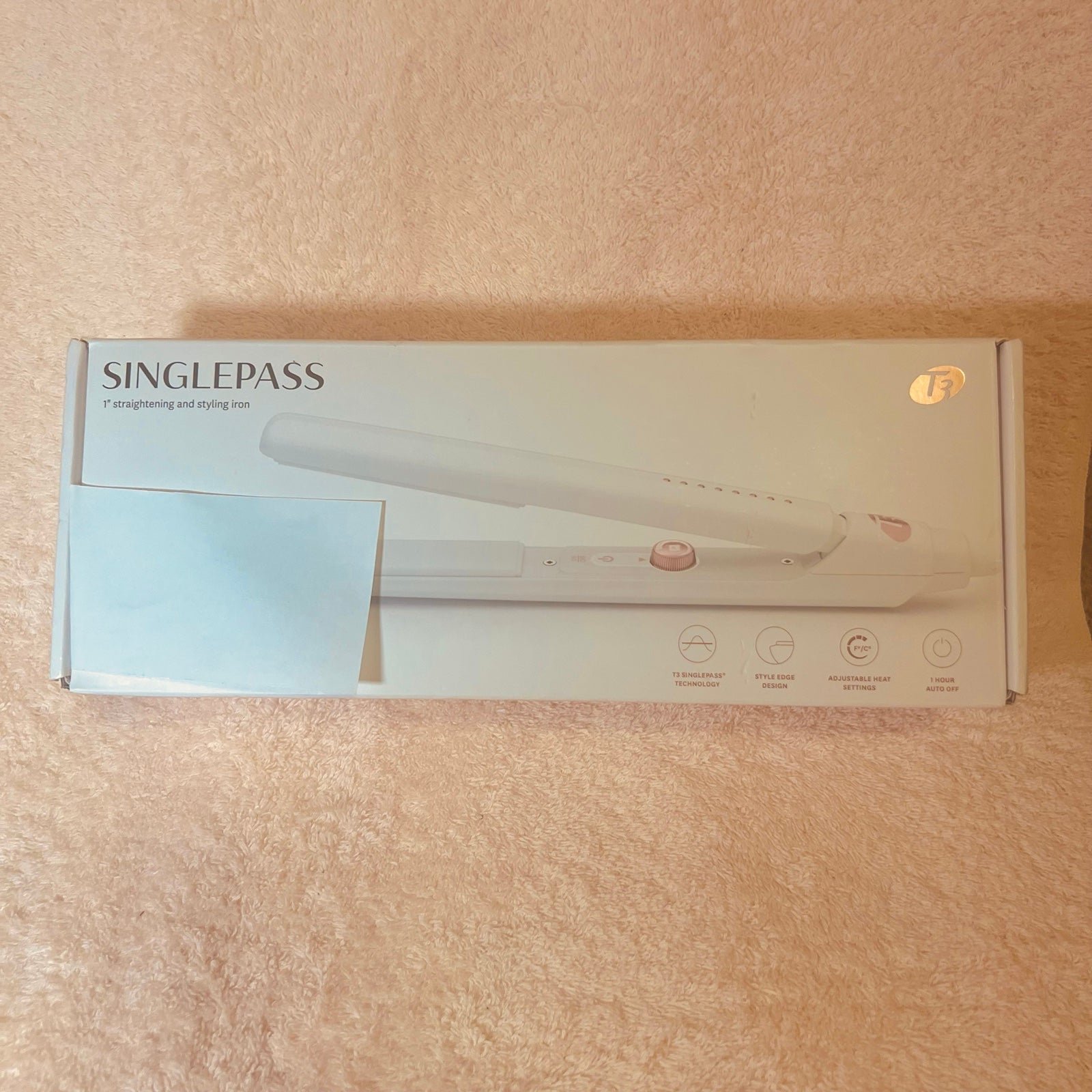 BNIB T3 Single Pass Straightening Iron 1”