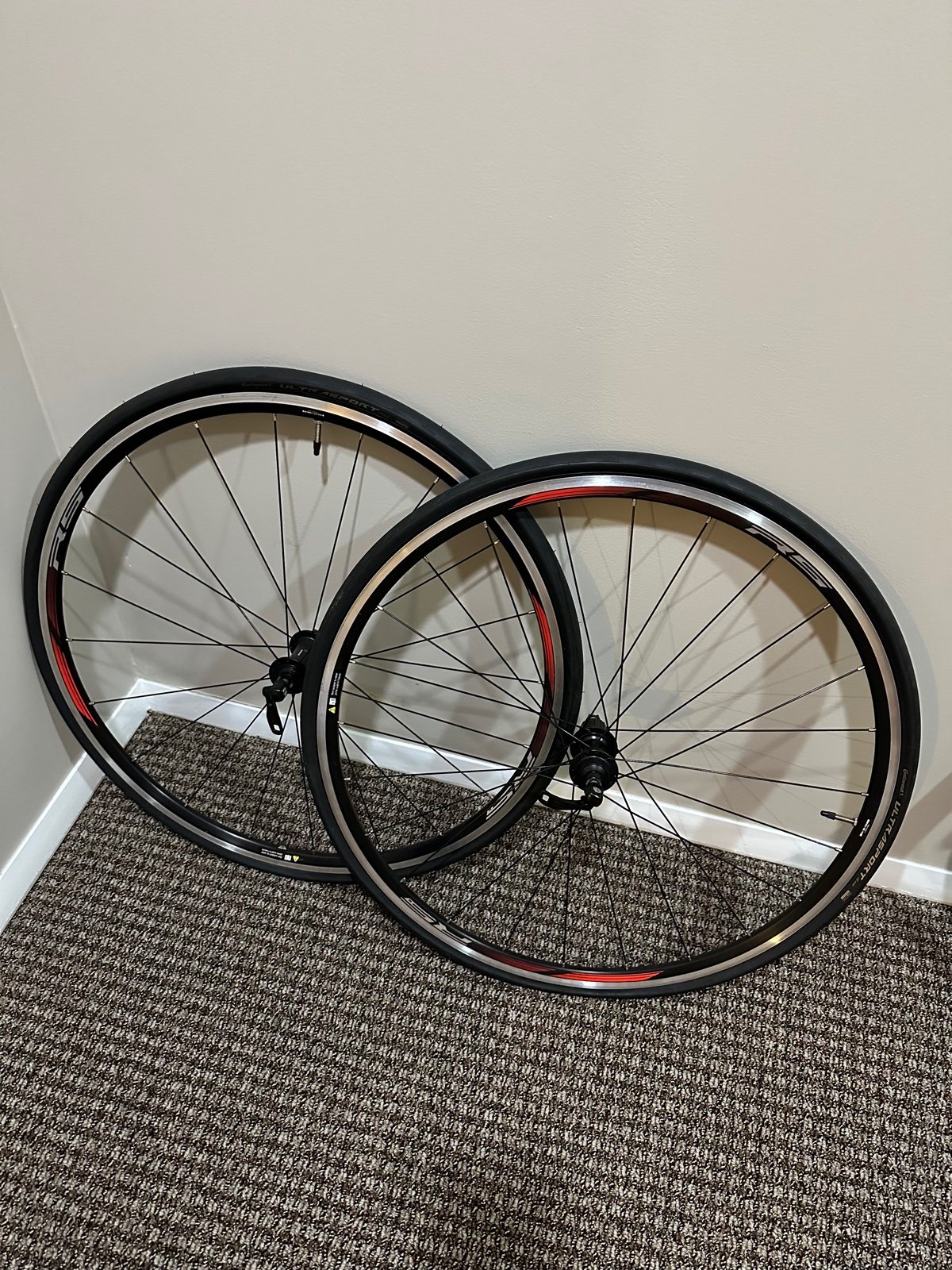 Shimano RS10 Wheelset with Continental tires