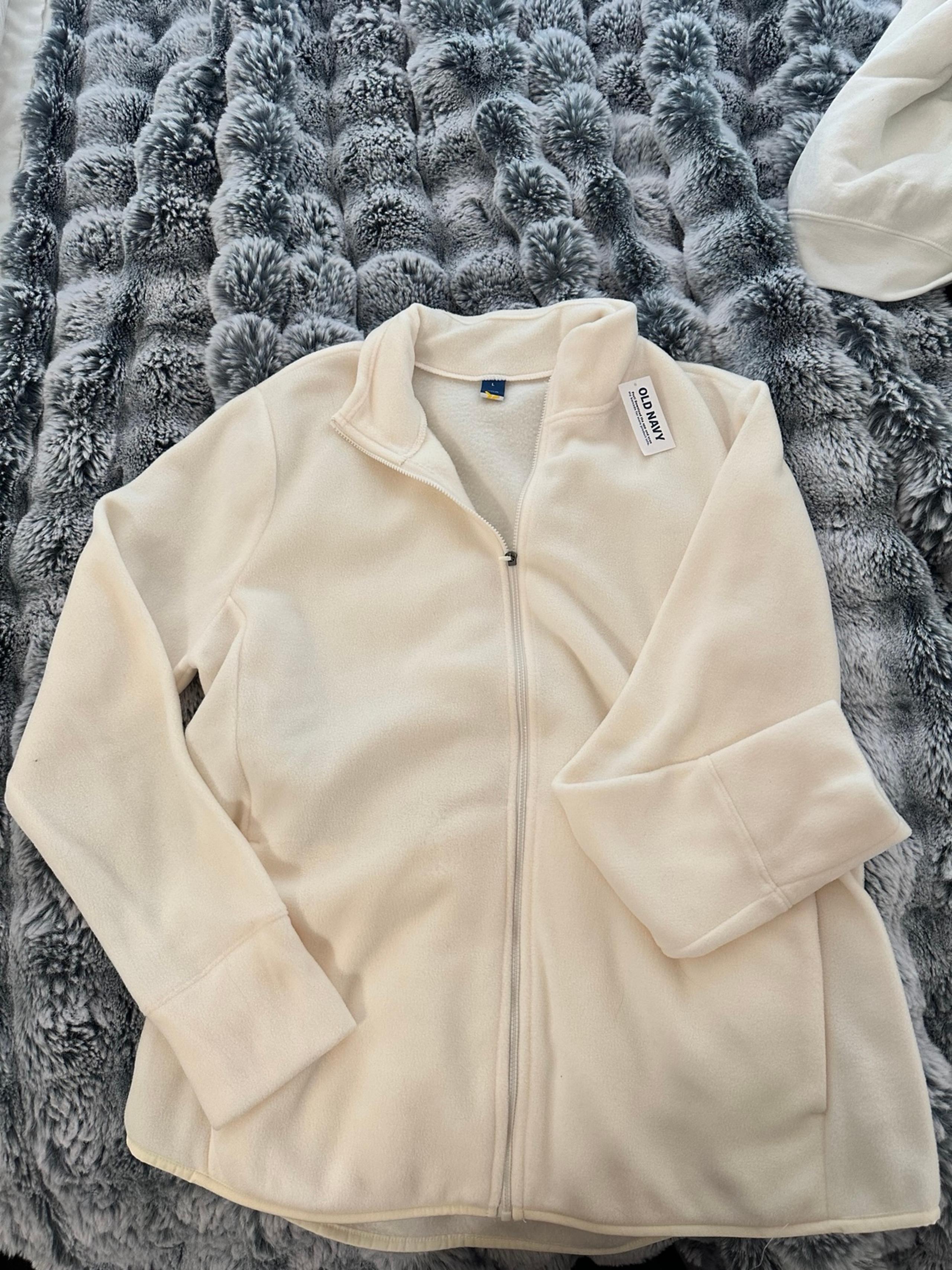 Old Navy Women’s White/Cream Fleece Zip Up Jacket
