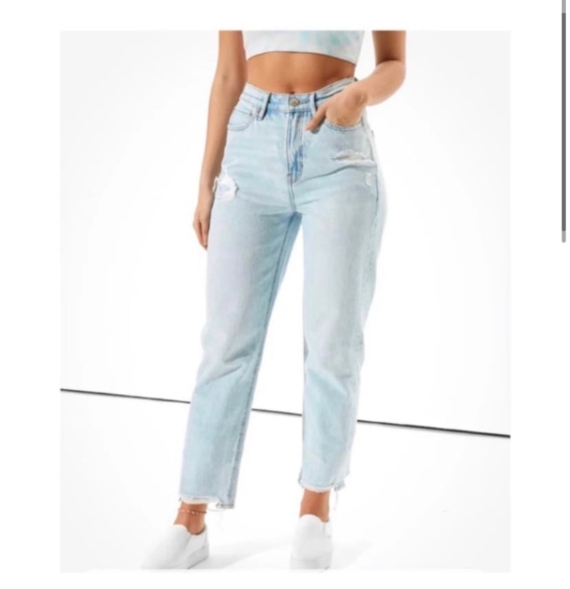 AMERICAN EAGLE 90’S CROPPED HI RISE JEANS SIZE 8