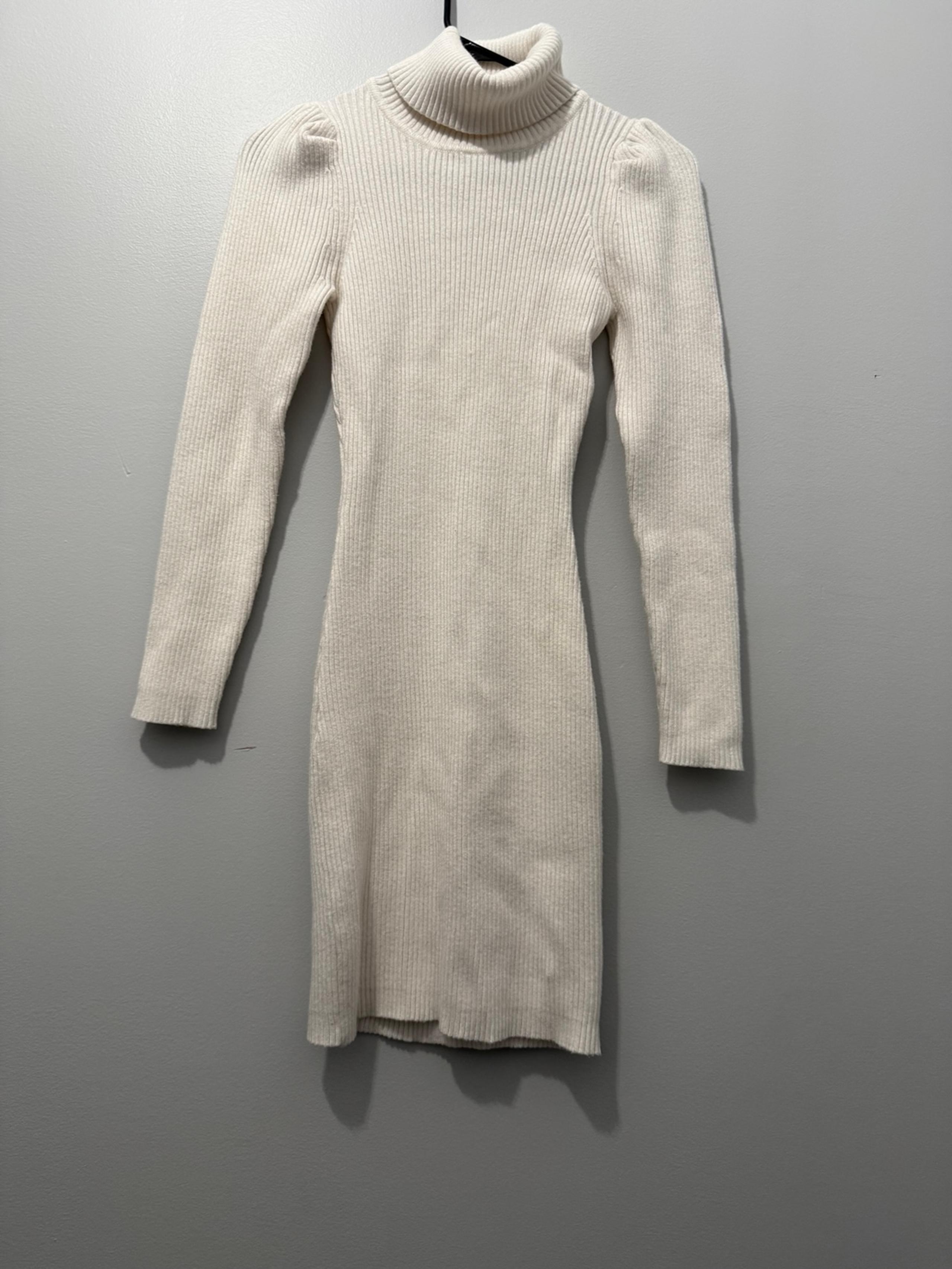 Peach Love California Turtleneck Cream/Off-White Sweater Long Sleeve Dress
