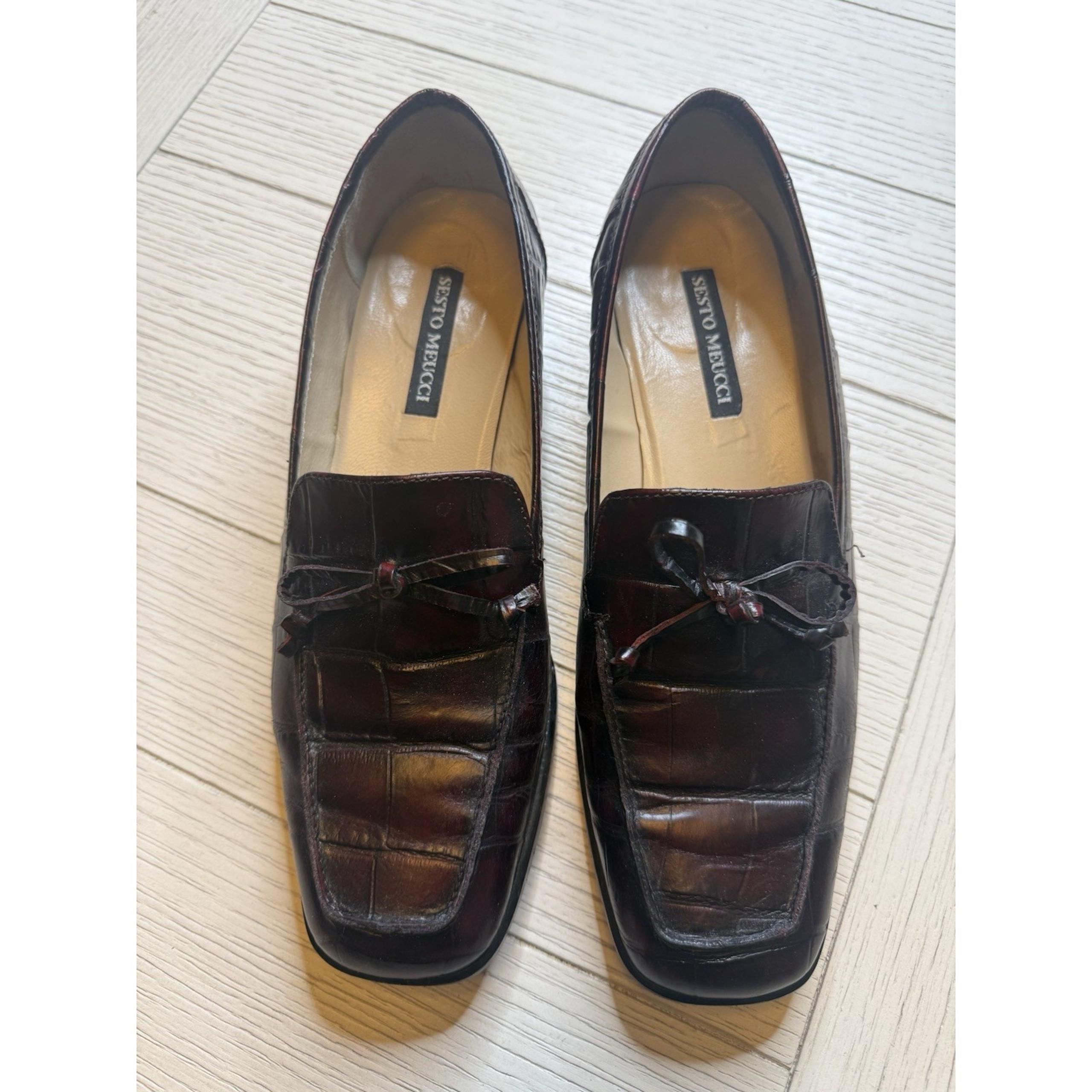 Sesto Meucci ITALY Size 8M Brown Croc Leather Slip-On Loafers Tassel 1" Heel