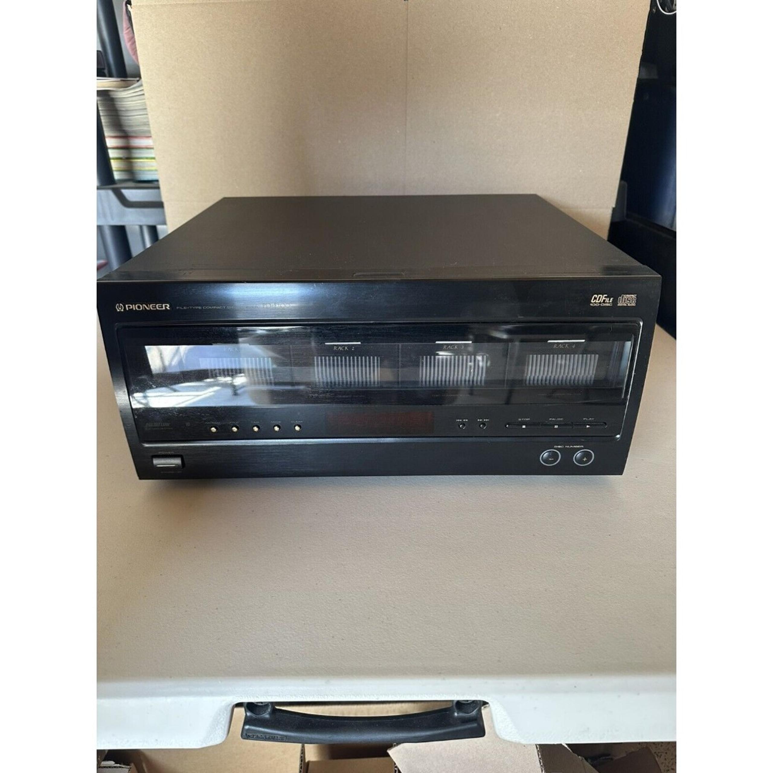 Pioneer PD-F100 100 CD File Type Compact Disc Player No Remote UNTESTED