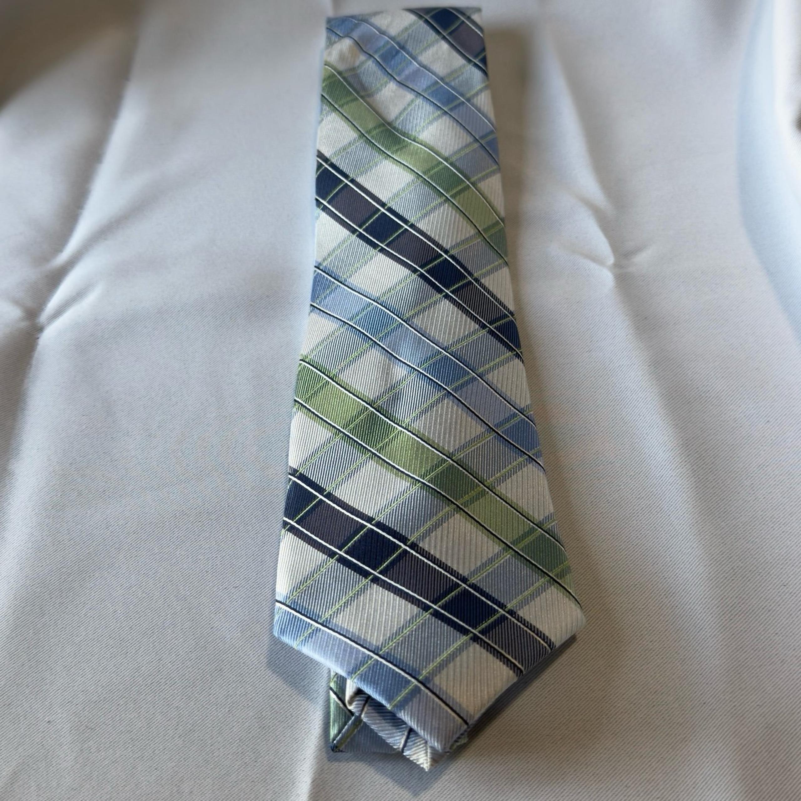 Men's Plaid Blue Green Black Nautica Necktie 100% Silk Weddings Formal Business