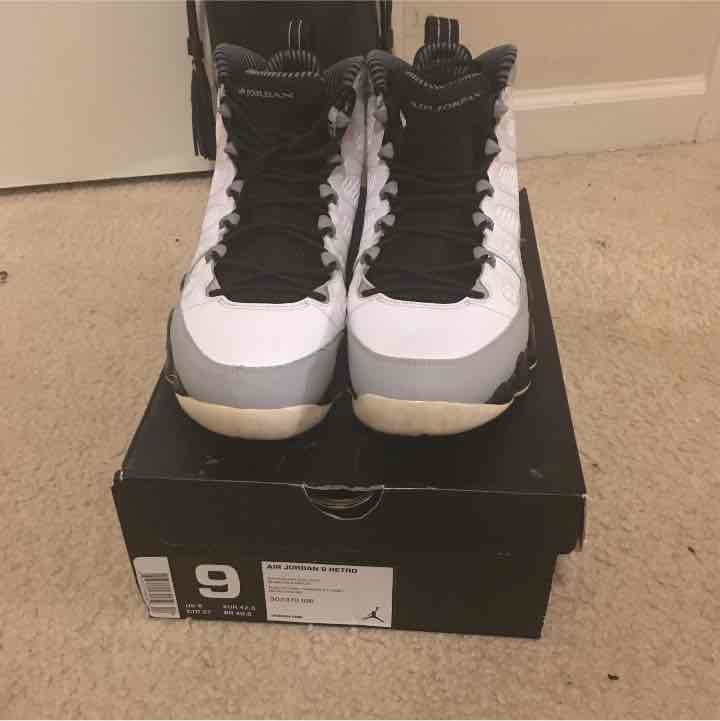 Air Jordan 9 Retro