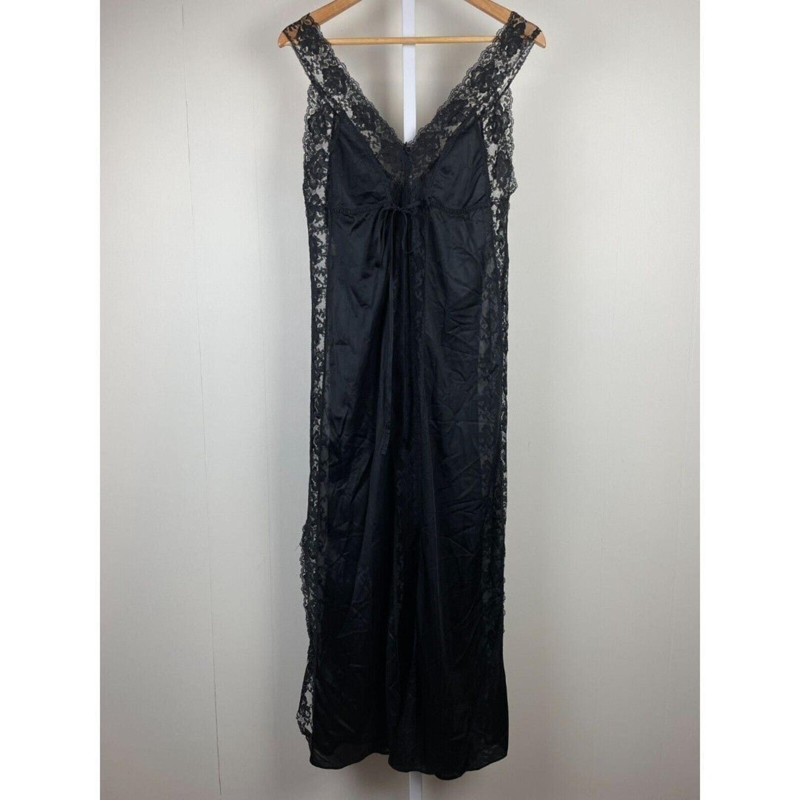 Vintage Pandora Black Sheer Lace Trim Long Negligee Nightgown Nylon Medium