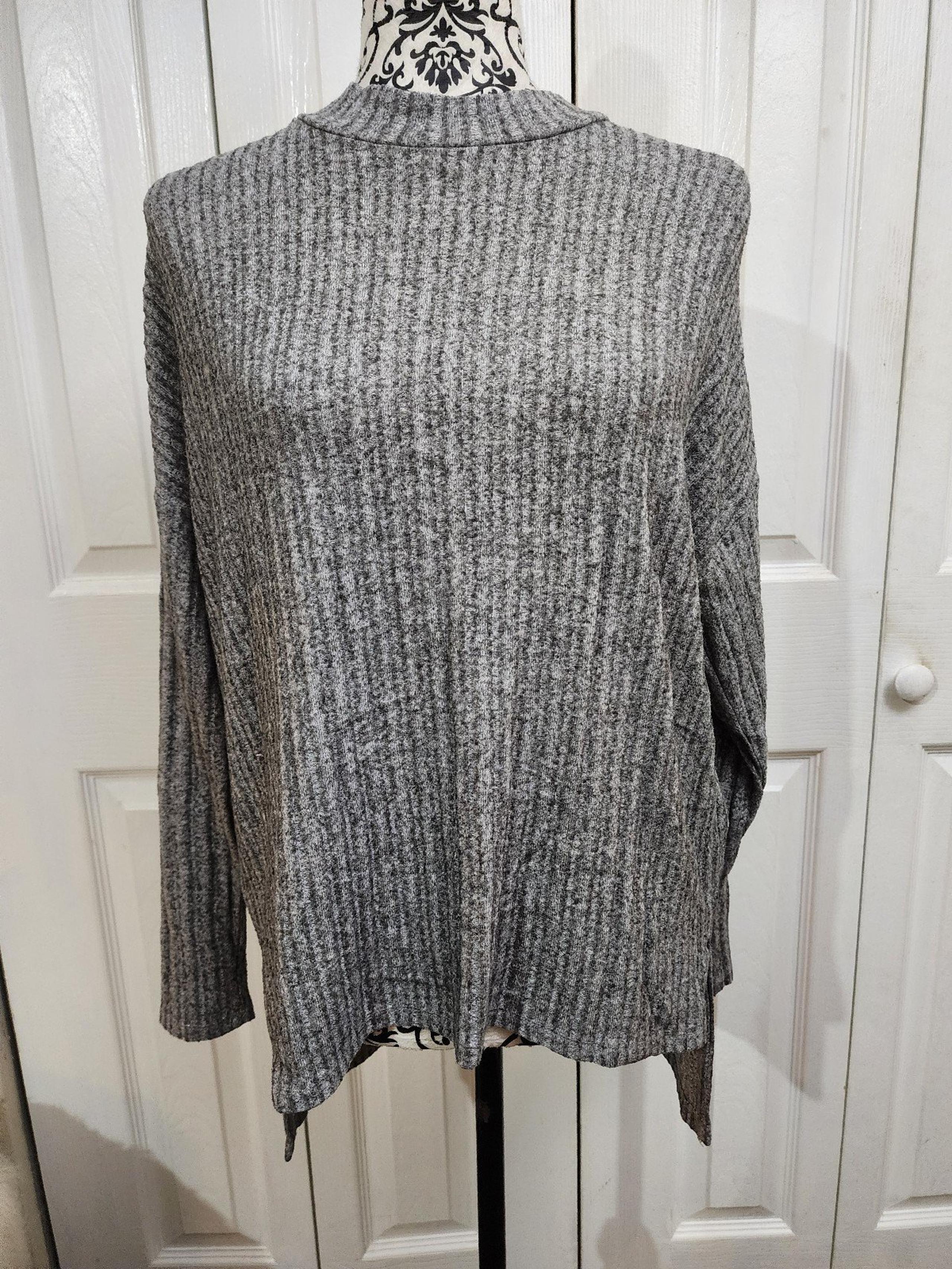 Juicy Couture Gray Ribbed Long Sleeve Mock Neck High-Low Sweater