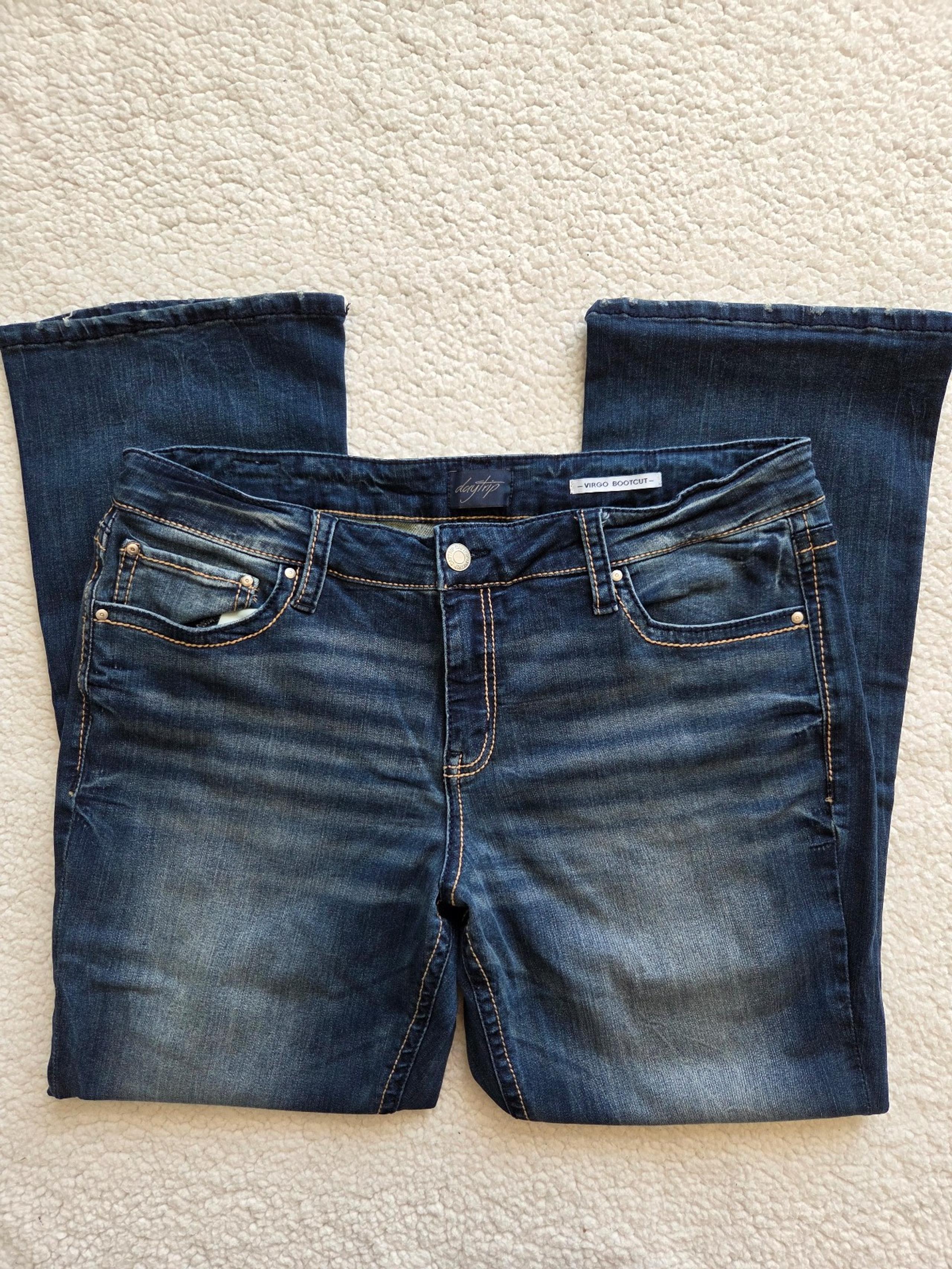 Daytrip. Virgo. Bootcut jeans. Size 36S