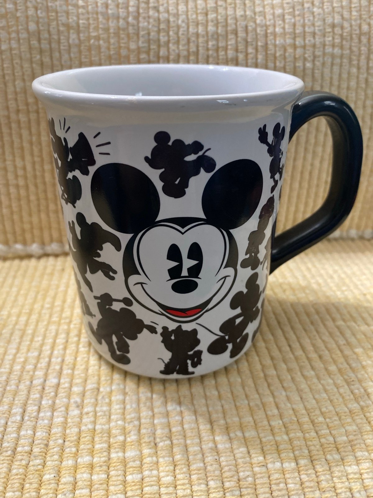 Disney Mickey Mouse Color Changing Mug