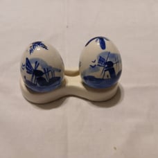 Vintage Ceramic Salt & Pepper Shaker