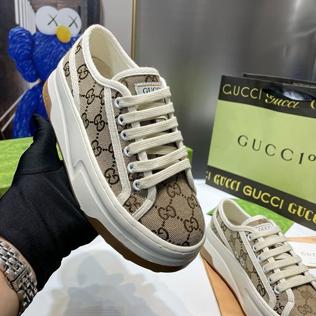 Sneakers 39