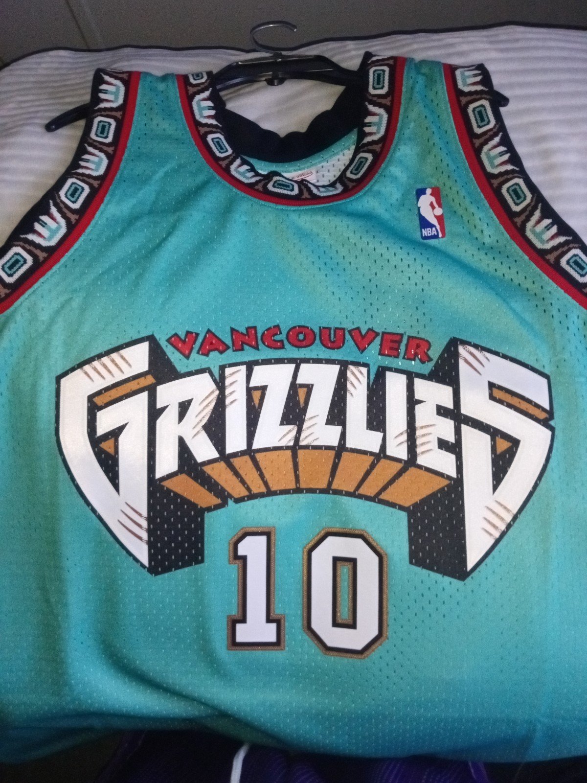 Mitchell and Ness Mike Bibby Vancouver Grizzlies Jersey Size XL