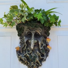 Tree Face Outdoor Statues, Whimsical Tree Face Tree Huggers Sculptures - Old Man