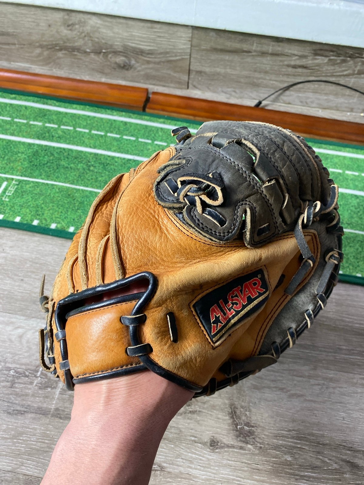All Star Young Pro Series CM1010BT Youth Catchers Mitt Baseball Glove RHT