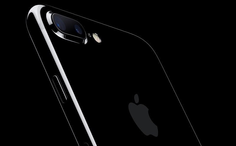 iPhone 7 Plus Jet Black 128 GB Unlocked