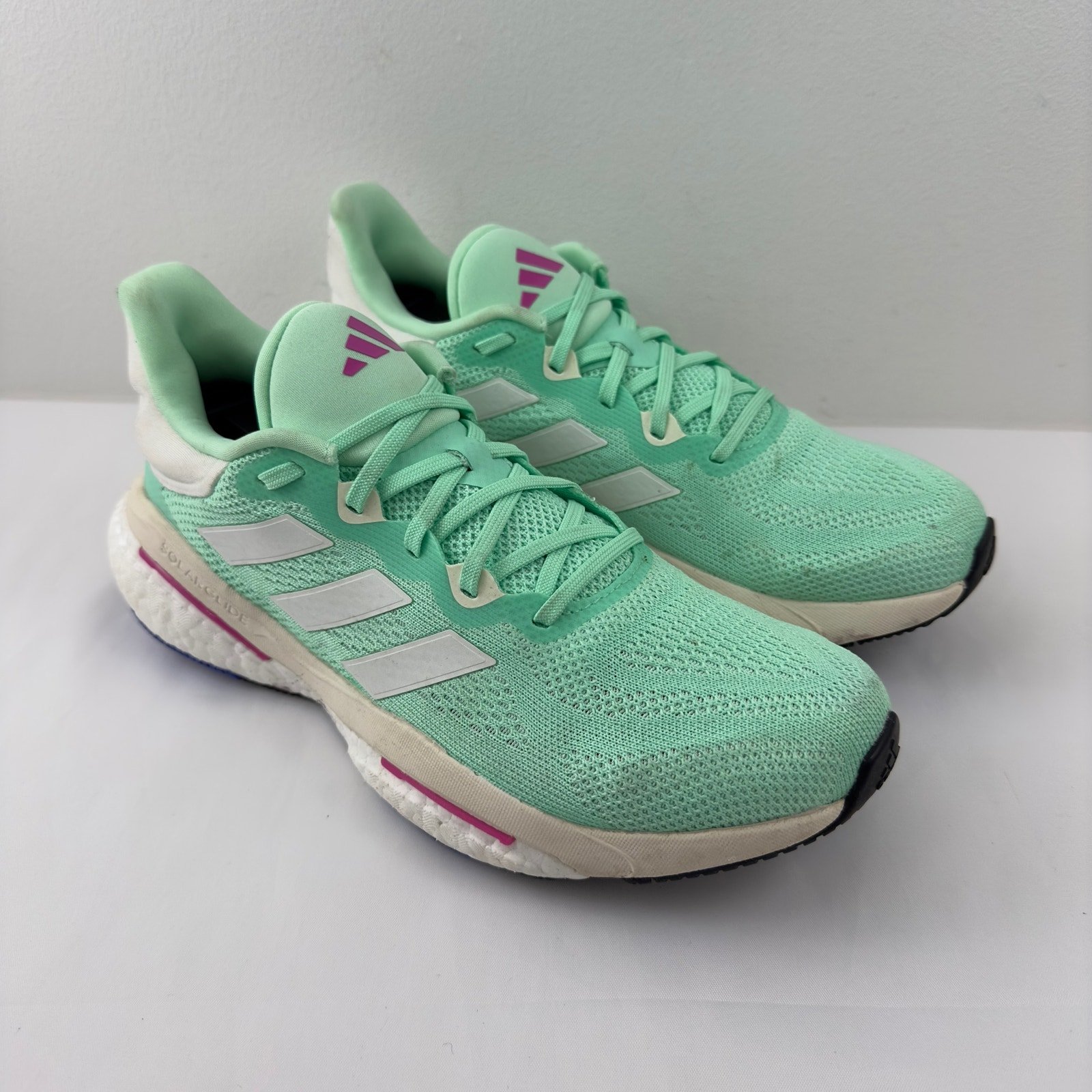 Adidas SolarGlide 6 “Pulse Mint Green” running shoes