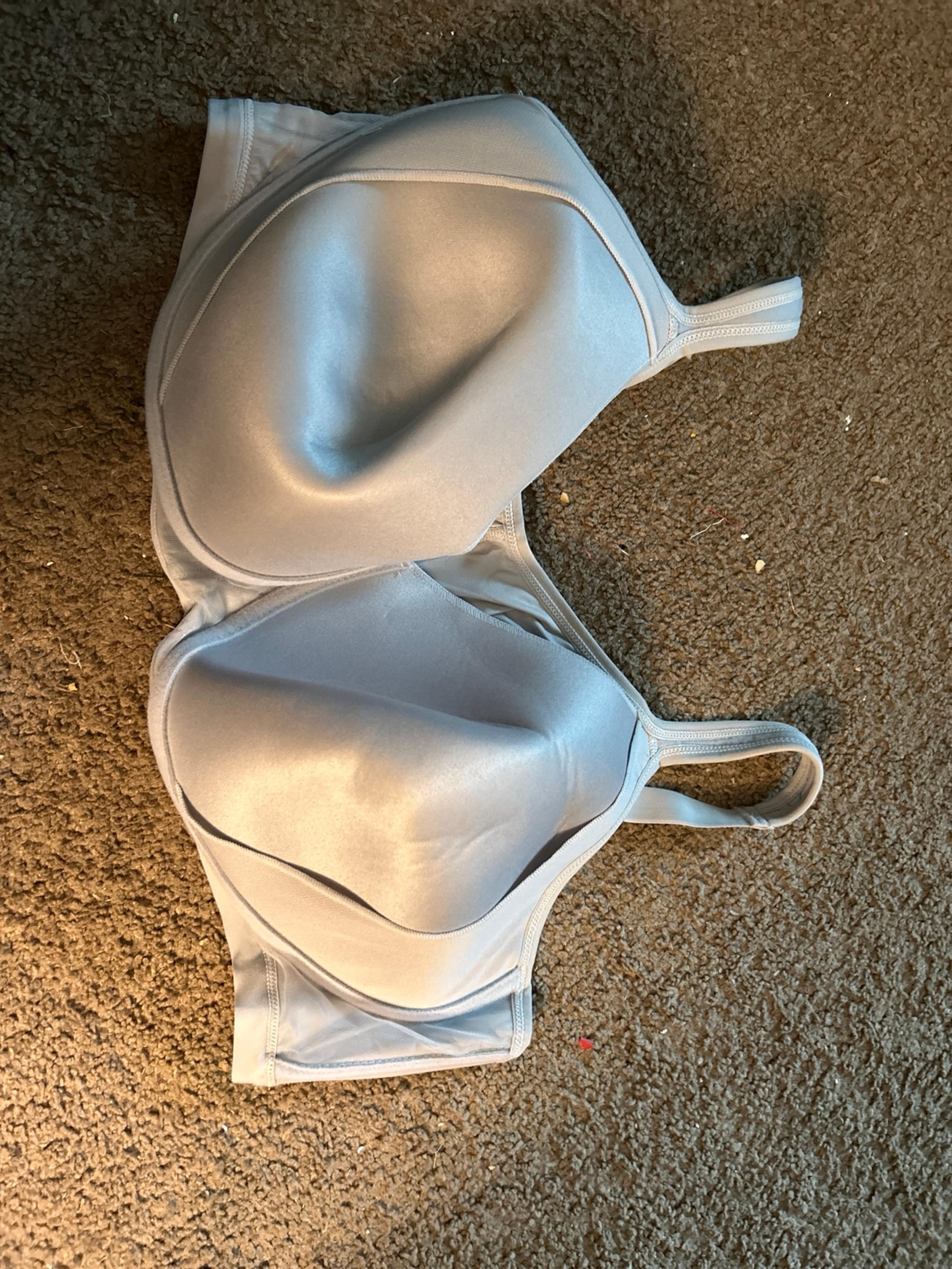 48D bra