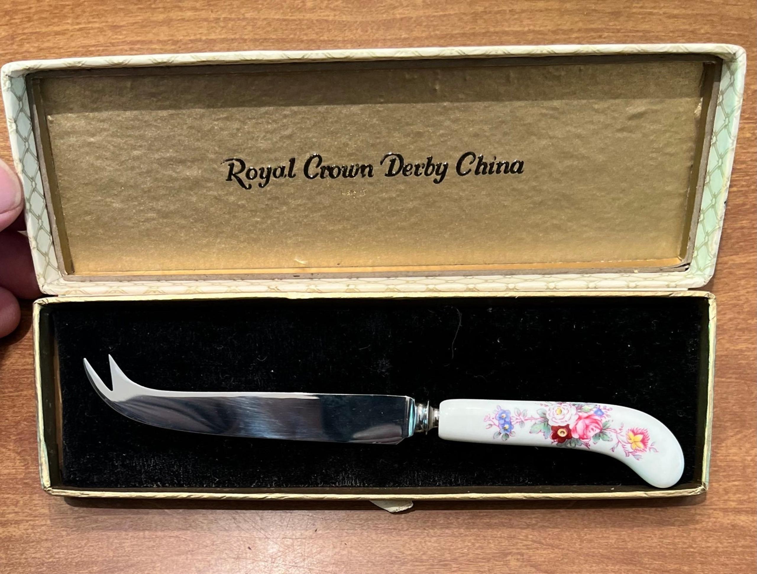 Royal Crown Derby Cheese/Butter Knife W/Case