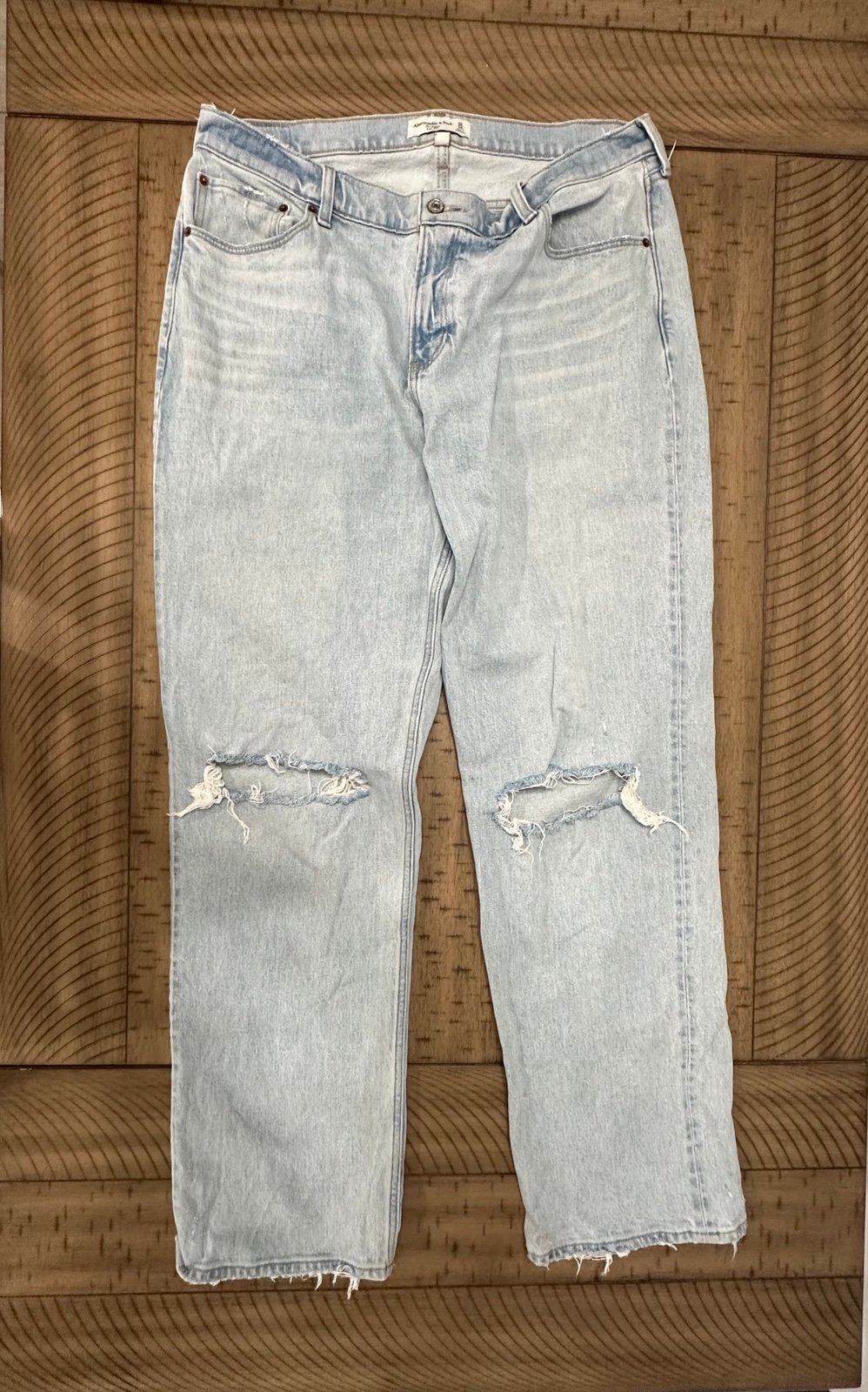 Abercrombie & Fitch Curve LoveThe Baggy Low Rise Jeans