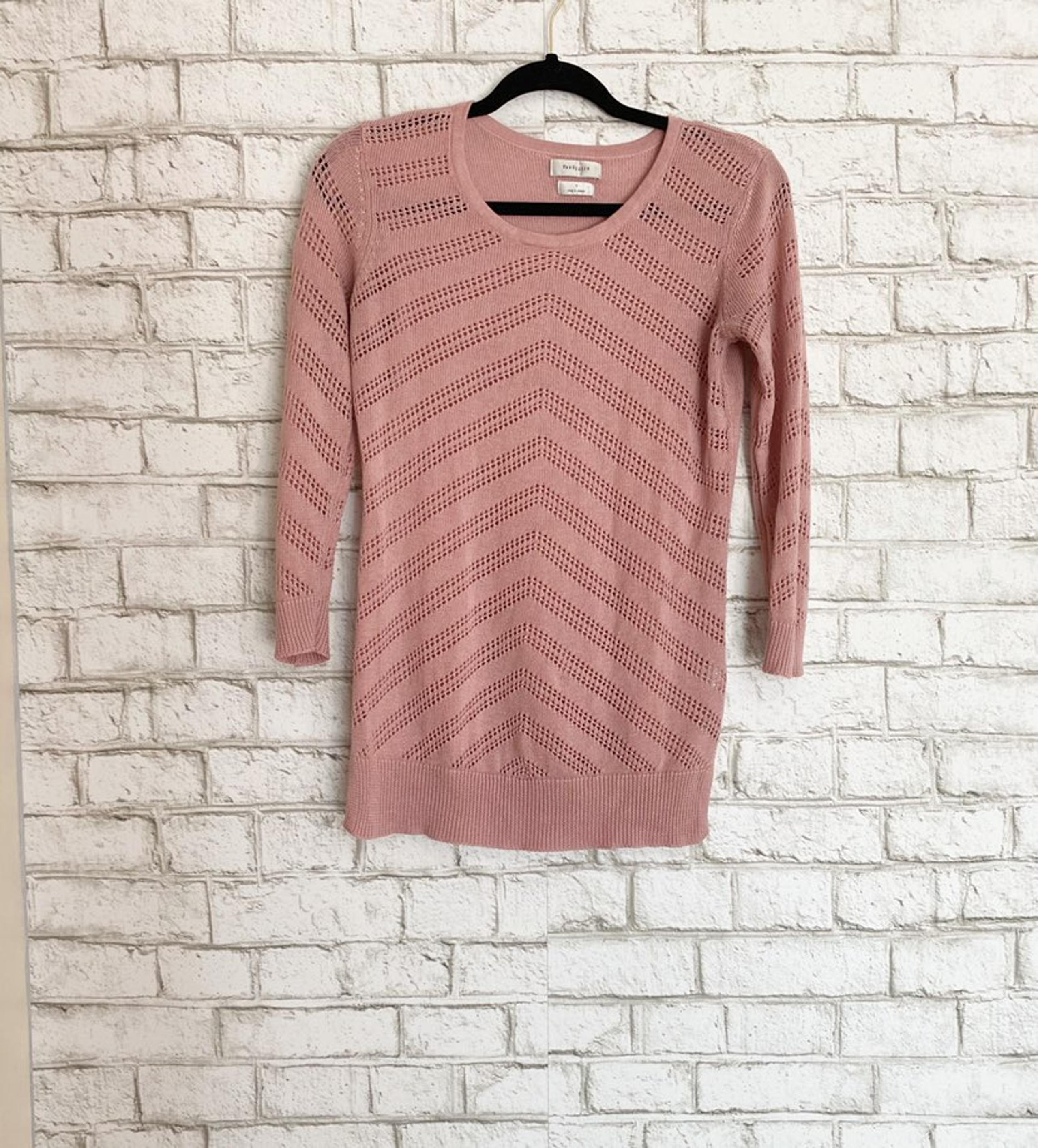 Van Heusen Pink Loose Knit Sweater Small