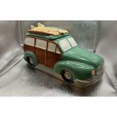 Scentsy Coastal Cruiser Warmer Station Wagon Plug In Wax Warmer Retired with wax