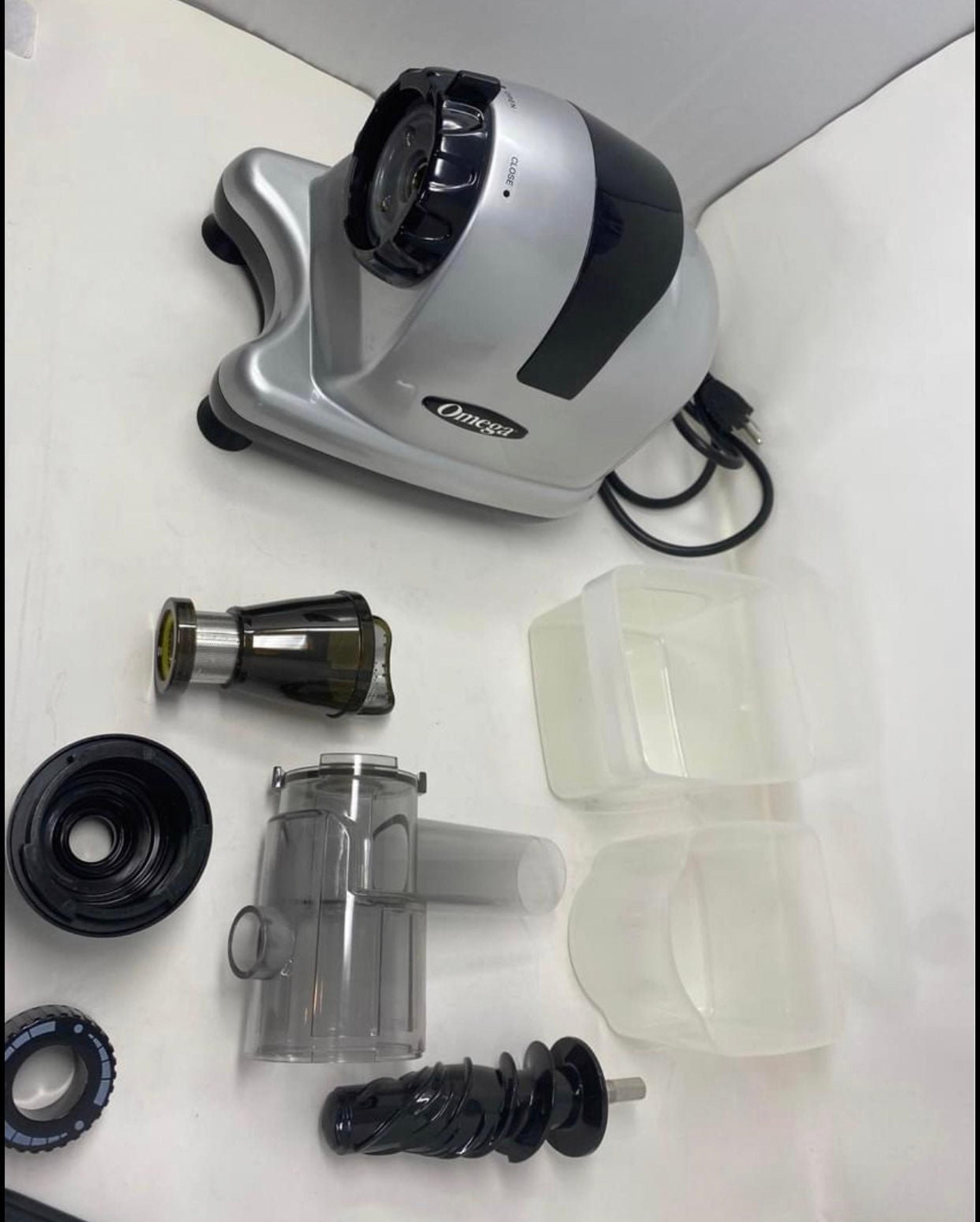 Omega MM900HDS Medical Medium Slow Masticating Celery Juicer High Juice Yield Ad