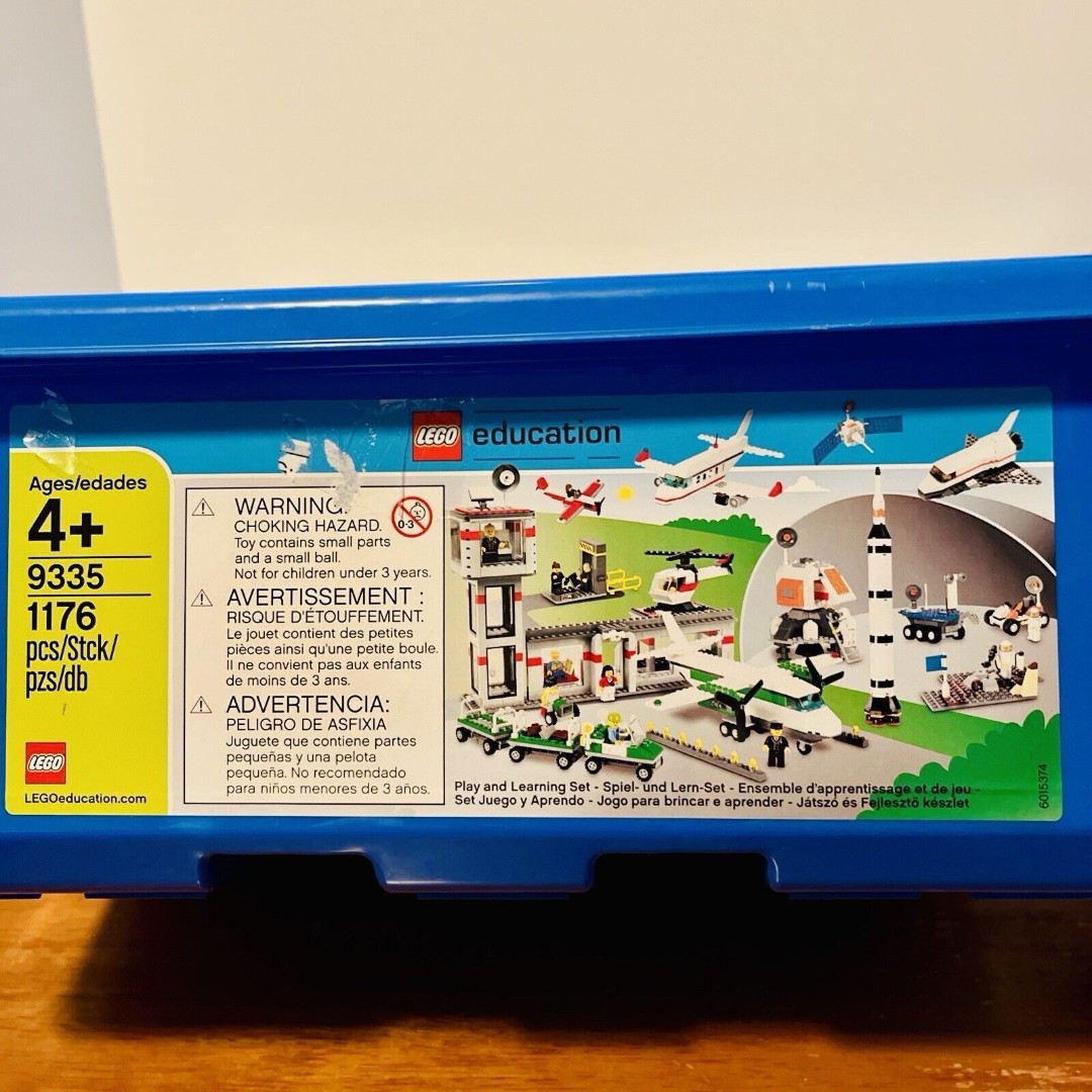 LEGO Education Space & Airport Set 9335 Retired 1176 pcs Sealed Bags Minifigures