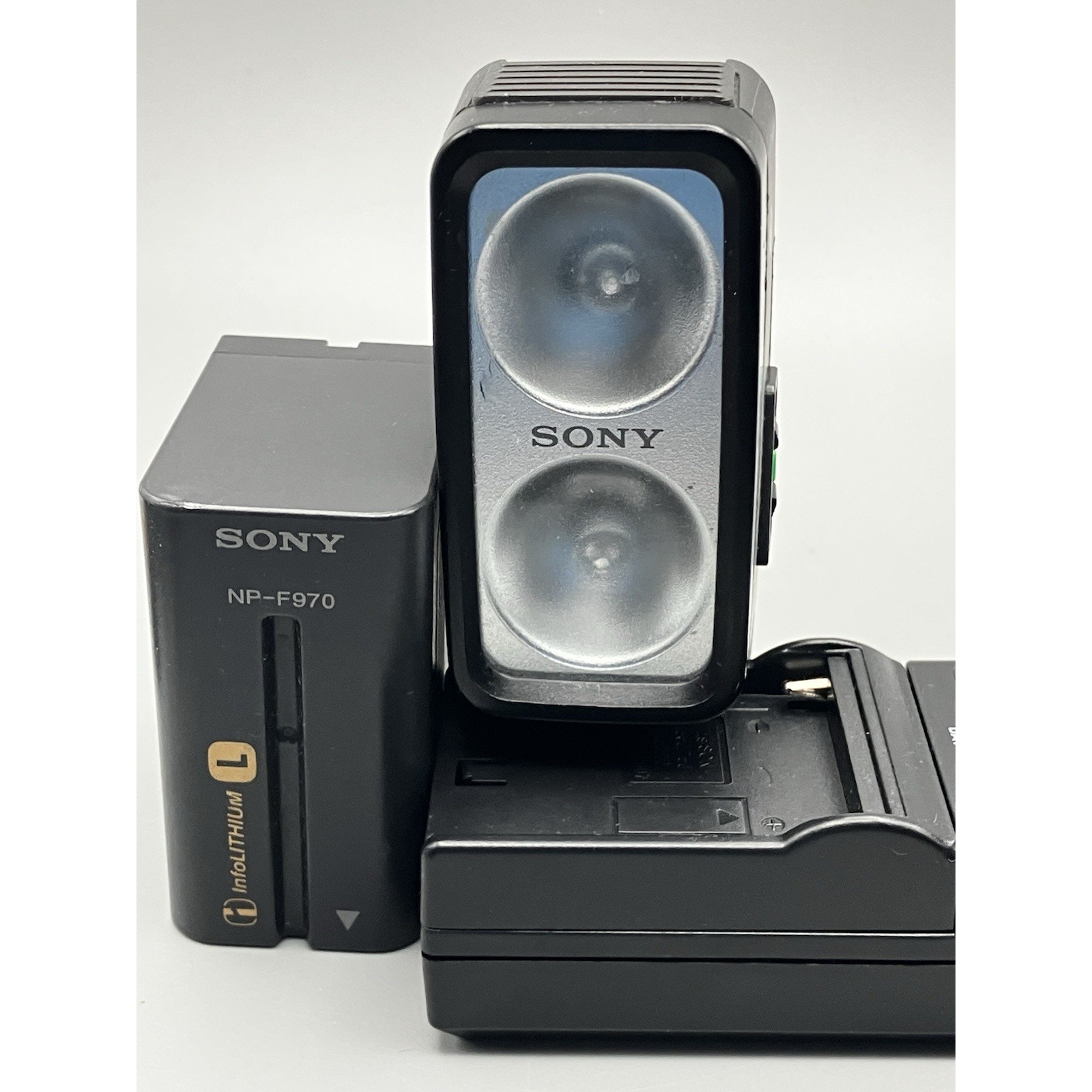 Sony HVL-20DW2 M Video Dual Light HVL20DW2 w/ Genuine Sony NP-F970 Battery