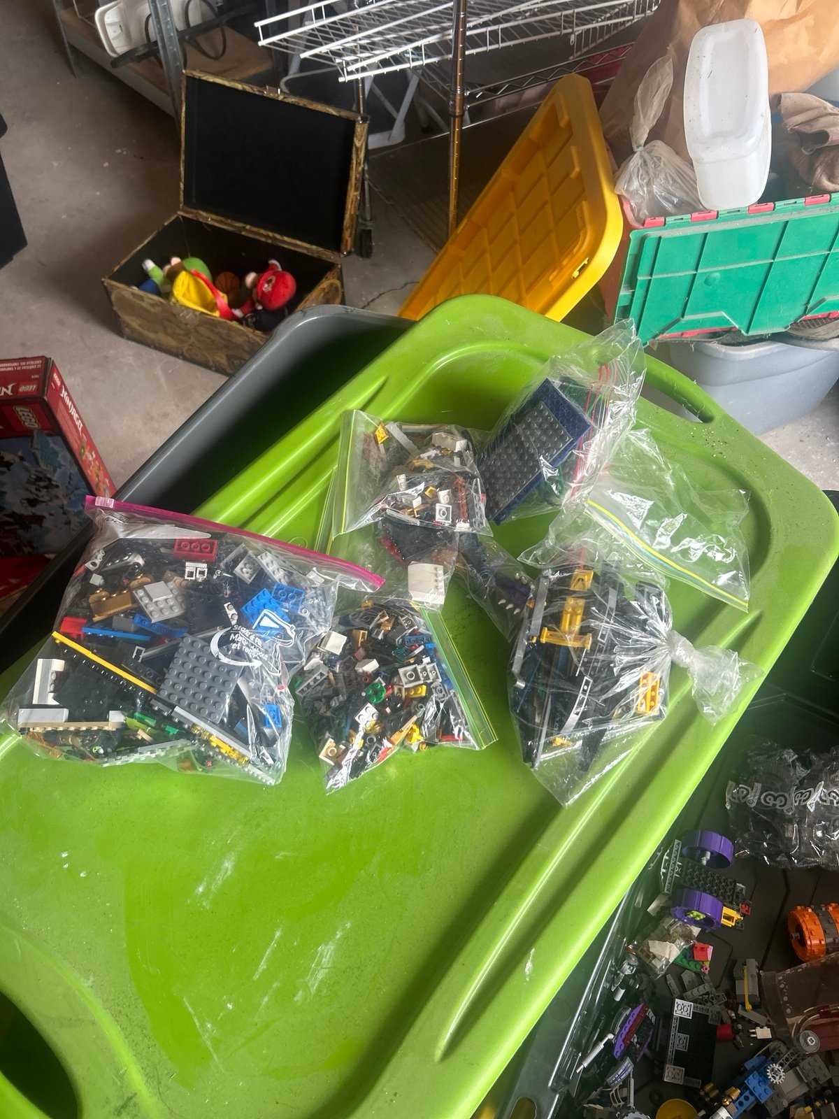 Lego pieces lot