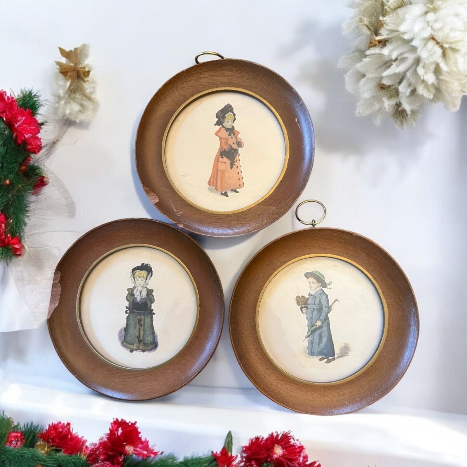 Set of Kate Greenway Prints- Round Frames. Vtg Victorian Children Wall Hangings