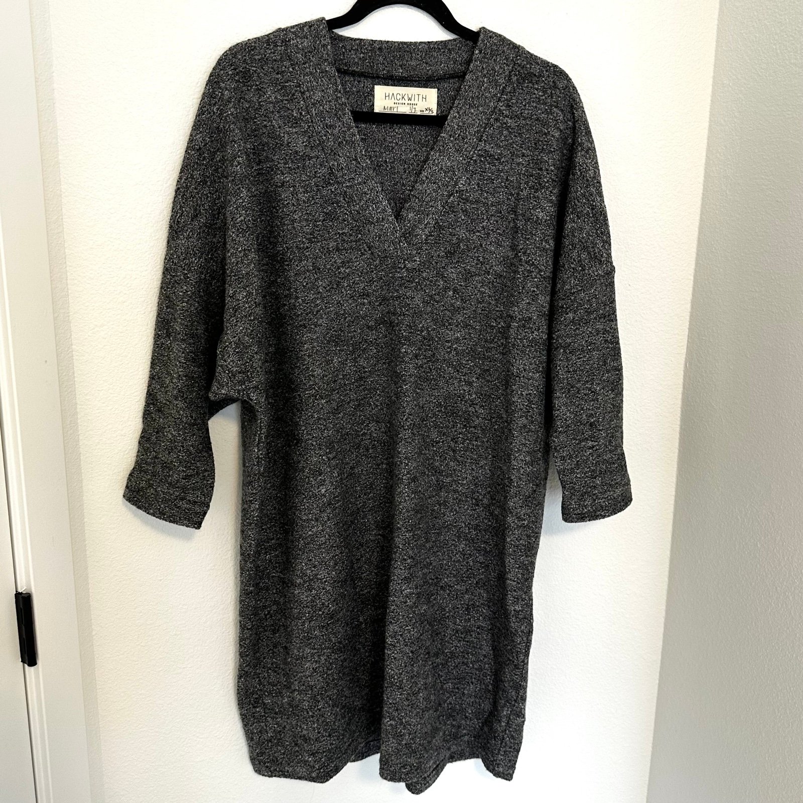 Hackwith Design House V Neck Caftan Lagenlook Dress Size XS/S Women’s Gray