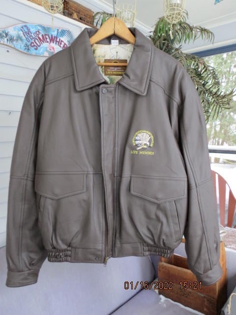 NEW Adult Mens L 100% Genuine Leather Bomber Jacket North American Hunting Club