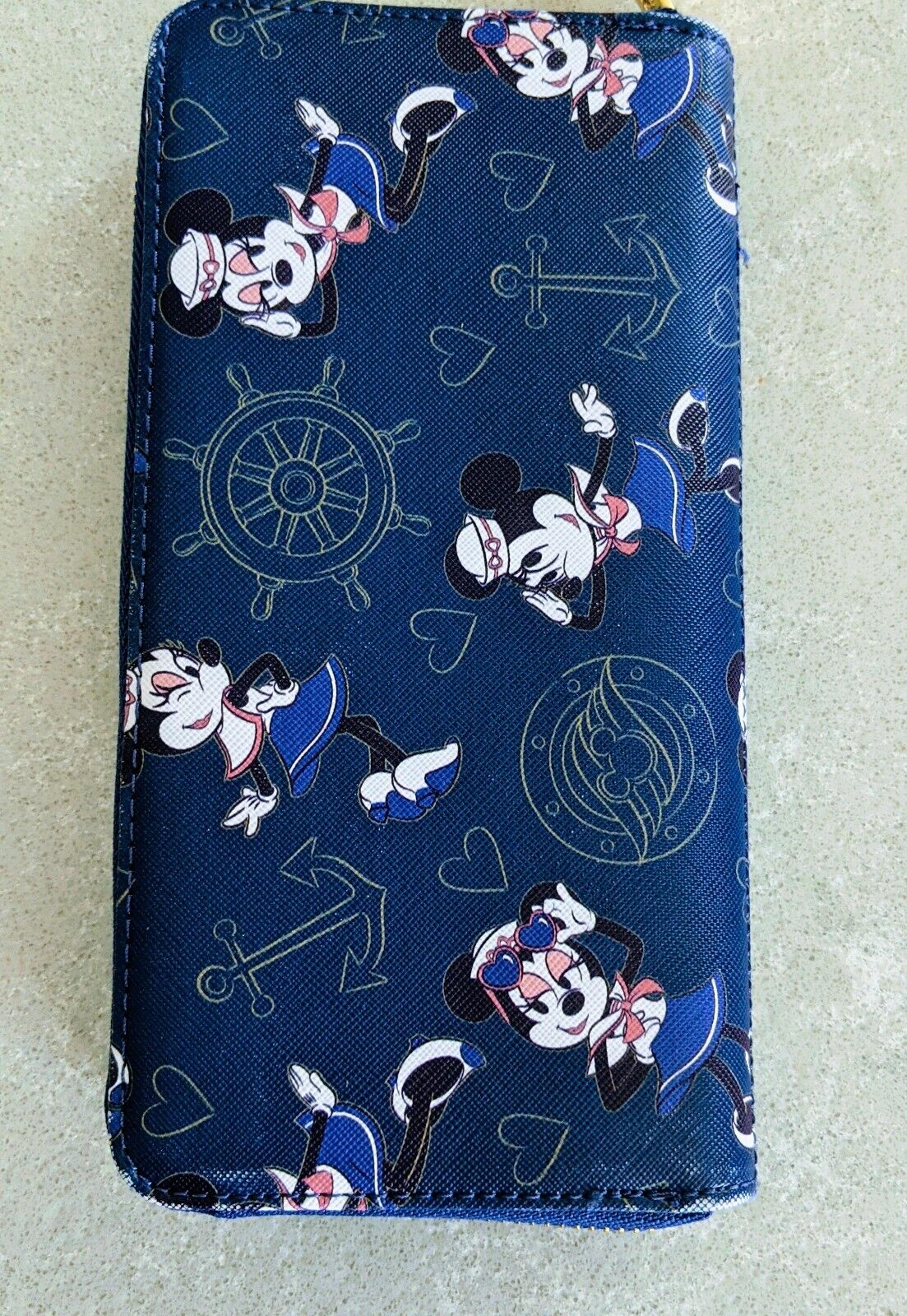 Loungefly Disney Minnie women"S Nave and White Wallet Pirse