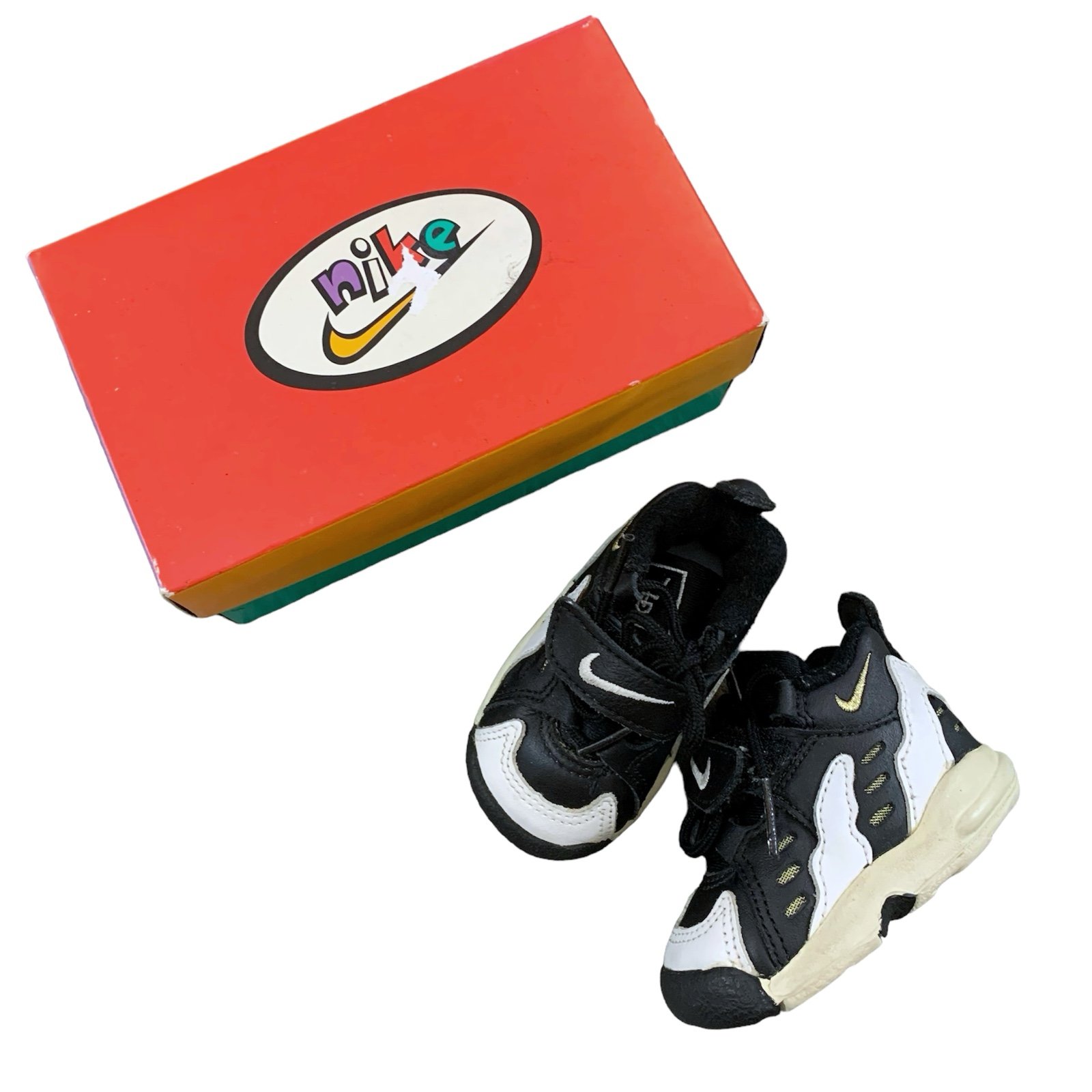 Vintage Nike 1996 D.T. Max Baby Crib Shoes