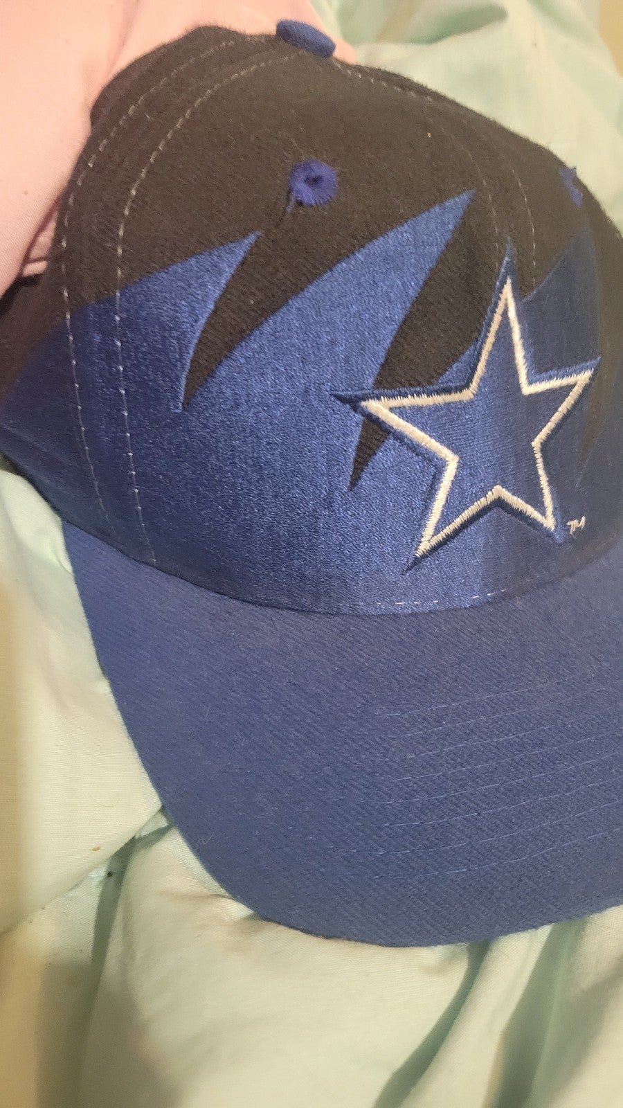 Dallas cowboys vintage 90s sharktooth with black dome rare size 7 1/6