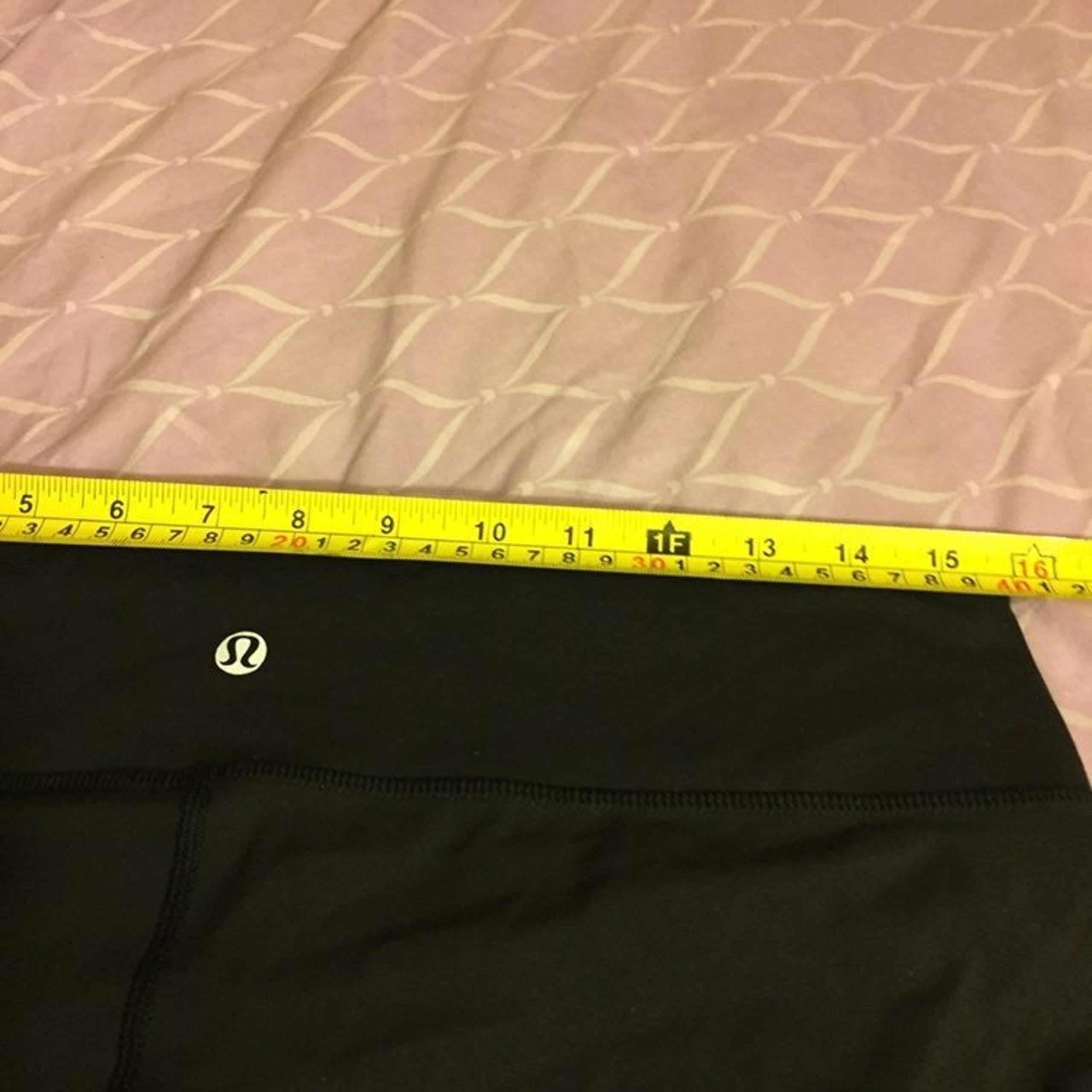 Lululemon Mesh Capri Size 10